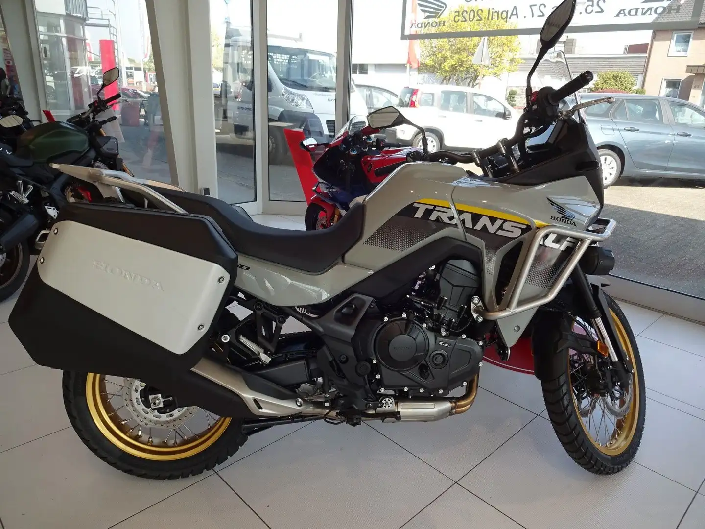 Honda XL 750 Transalp Gri - 1