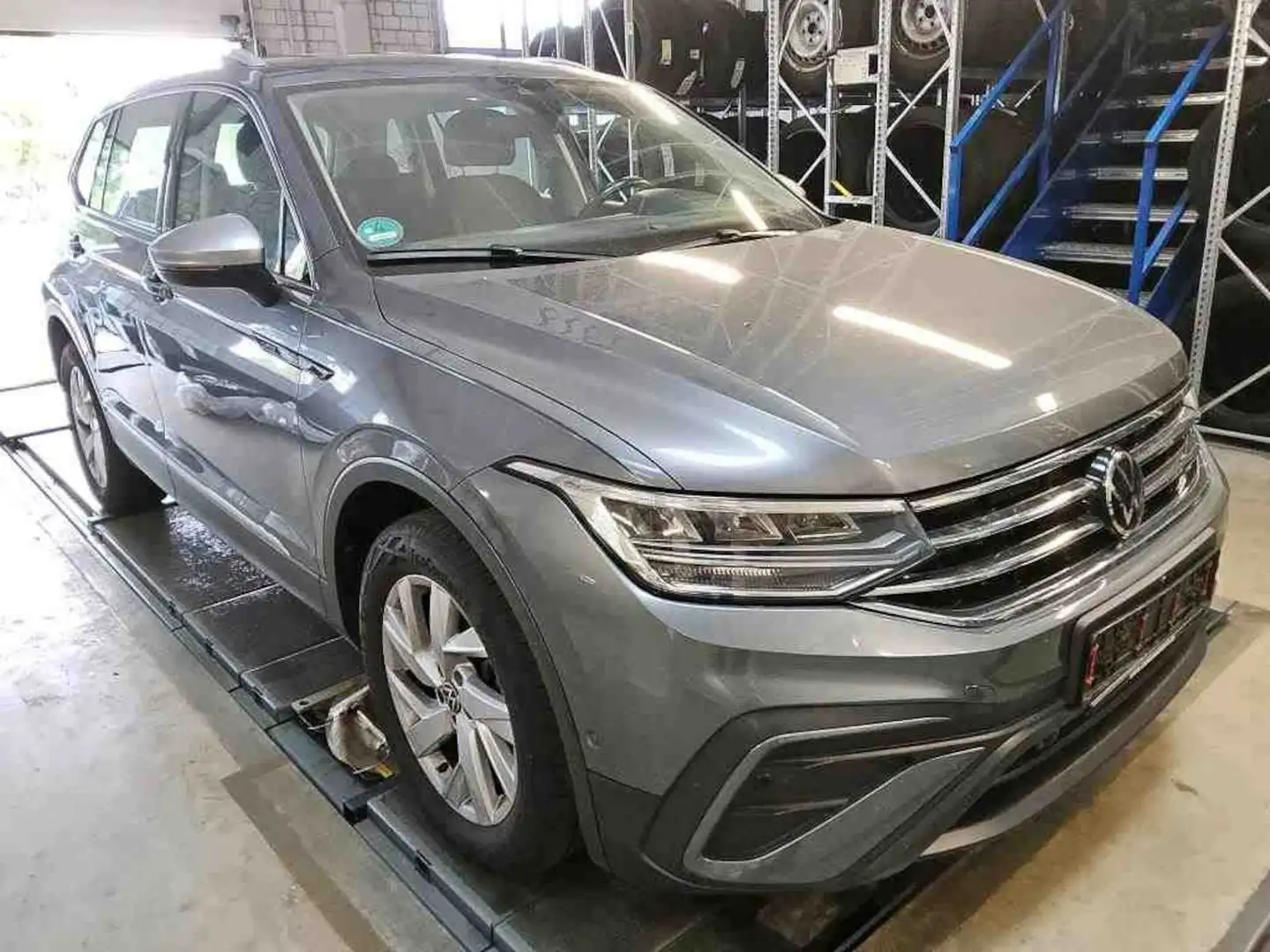 Volkswagen Tiguan Allspace 2.0 TDI Life*7-S*HEAD-UP*DSG* Grijs - 1