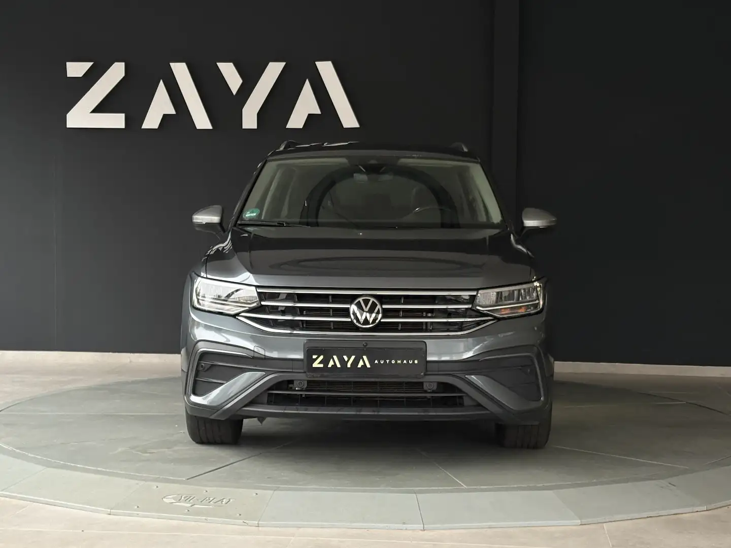 Volkswagen Tiguan Allspace 2.0 TDI Life*7-S*HEAD-UP*DSG*360 Grau - 2