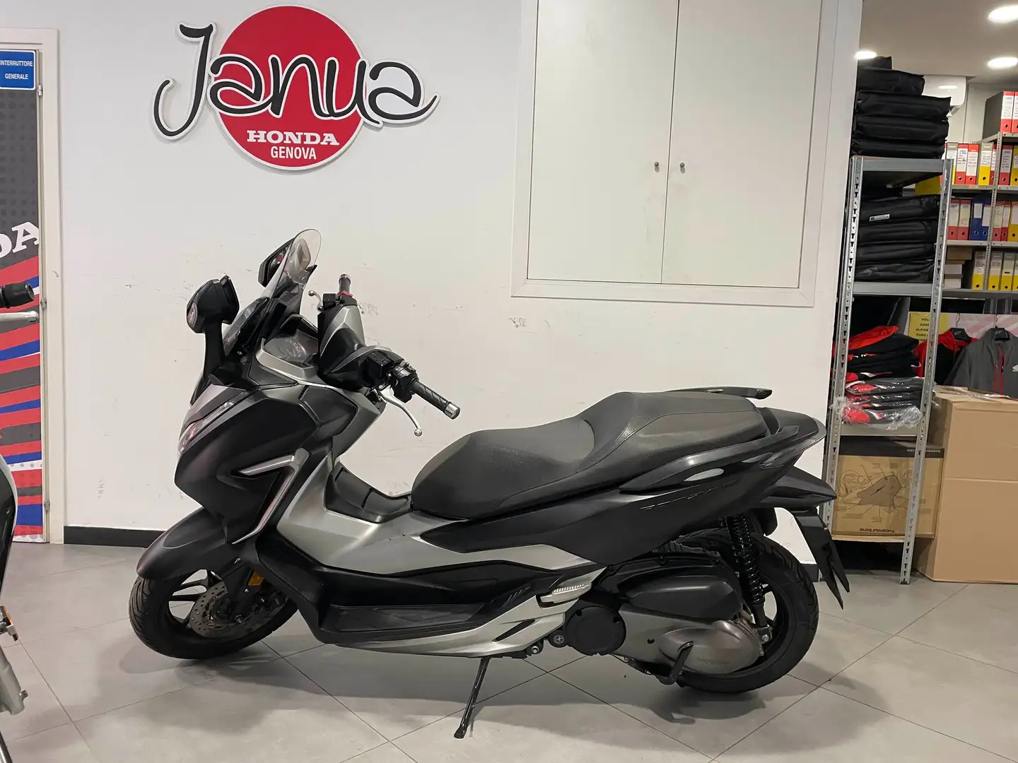 Honda Forza 300 abs Grigio - 1