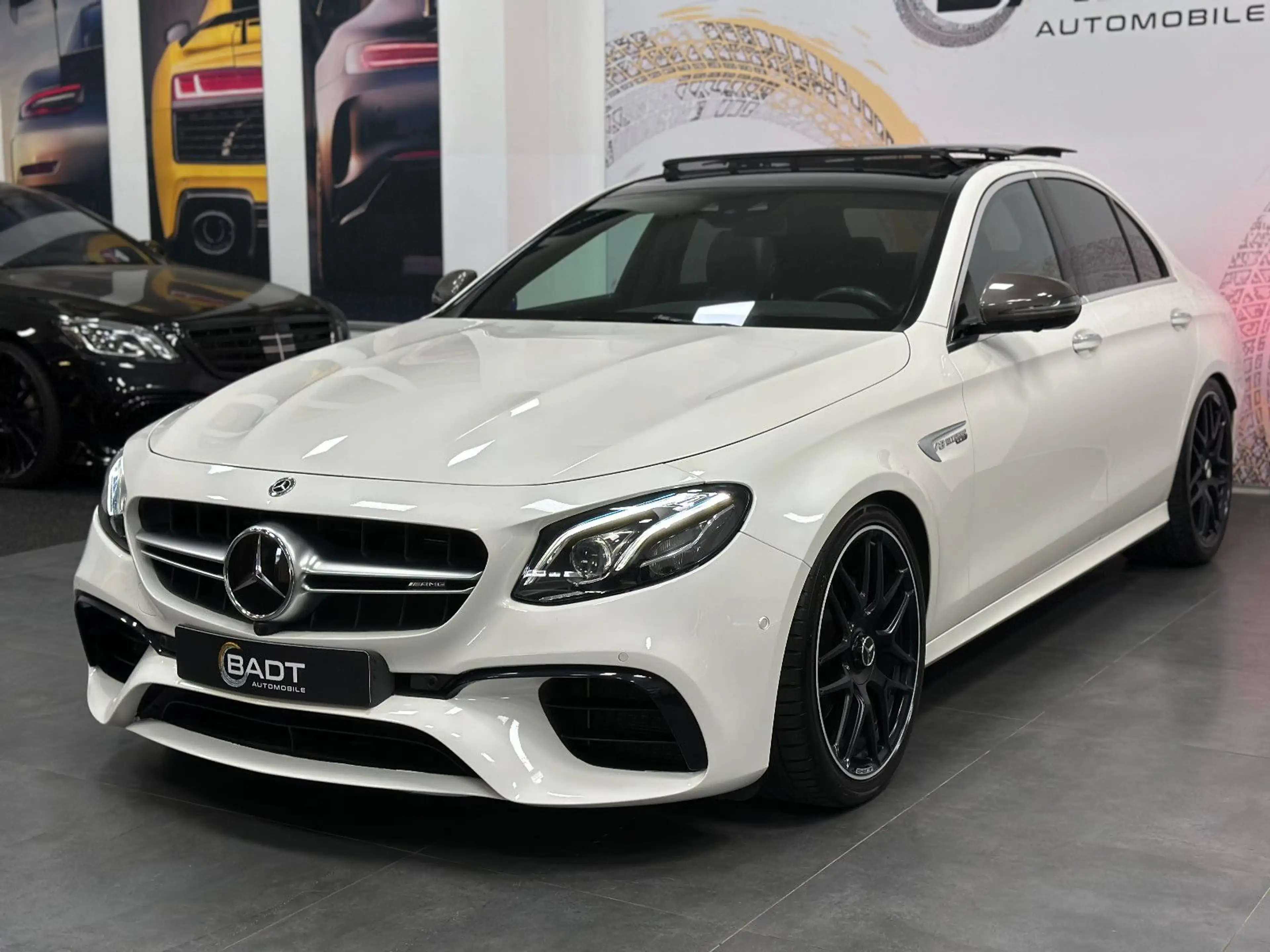Mercedes-Benz E 63 AMG 4Matic+ *3D BURMESTER*CARBON*VOLL* — photo 3