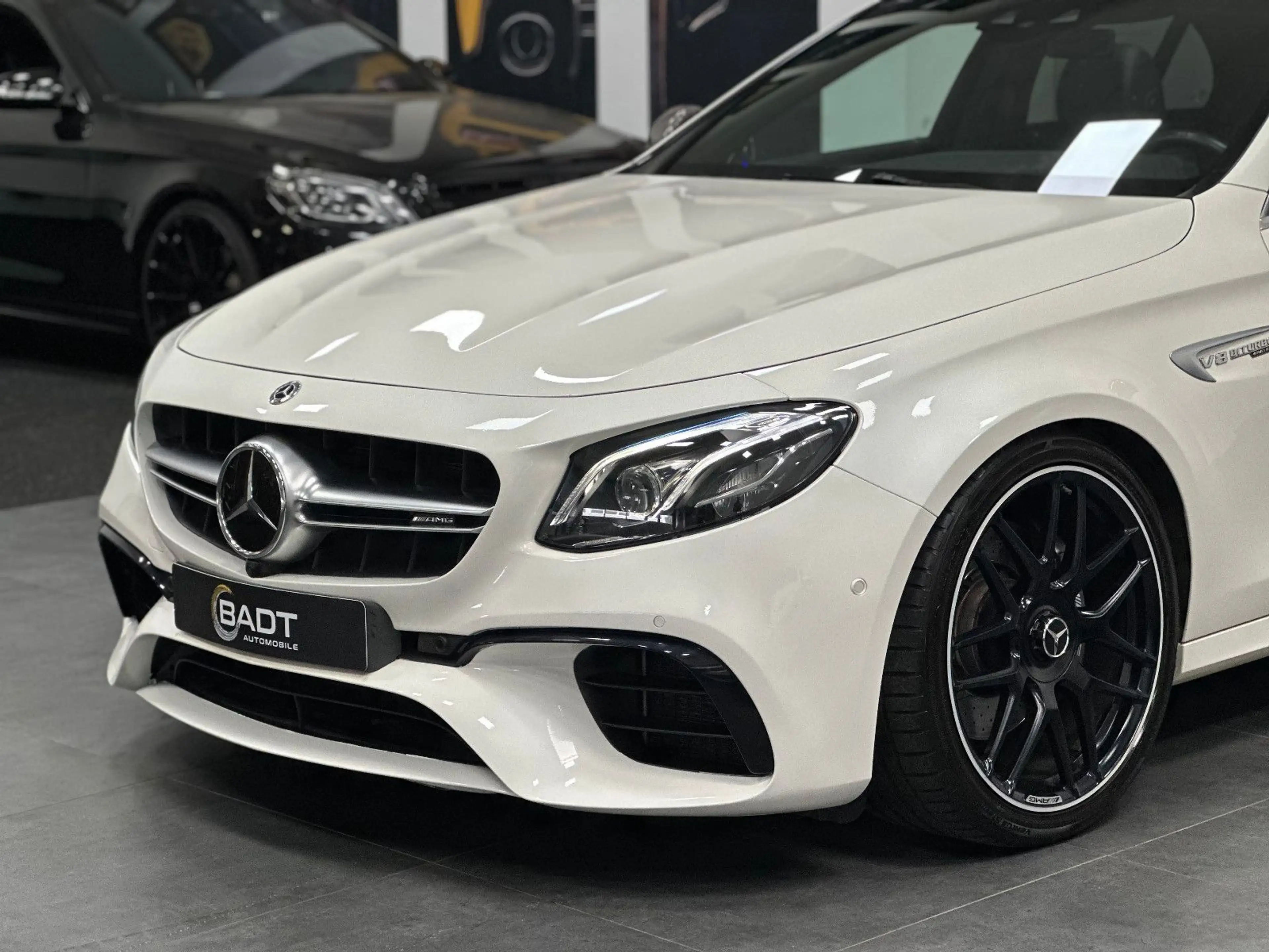 Mercedes-Benz E 63 AMG 4Matic+ *3D BURMESTER*CARBON*VOLL* — photo 2
