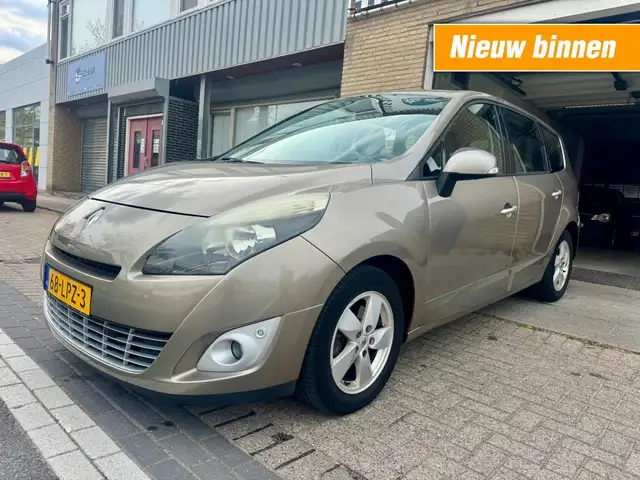 Renault Grand Scenic 2.0 Dynamique 5PERS CLIMA NAVI PDC KEYLESS NAP APK