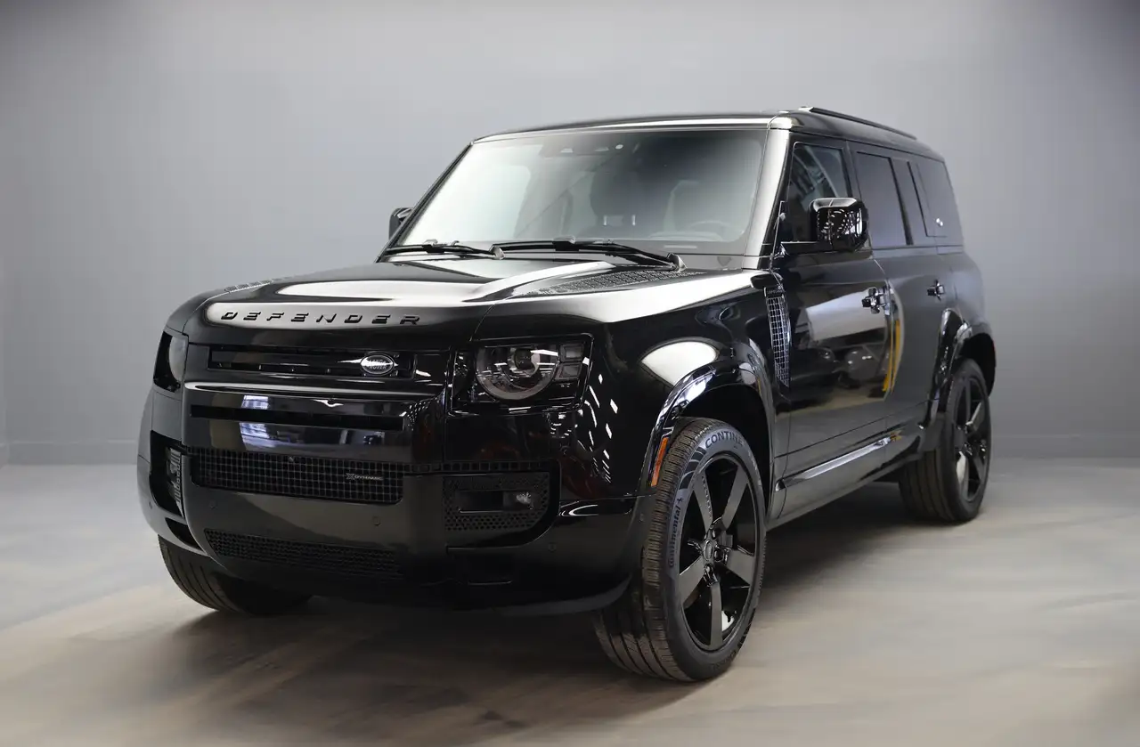 2023 Land Rover Defender