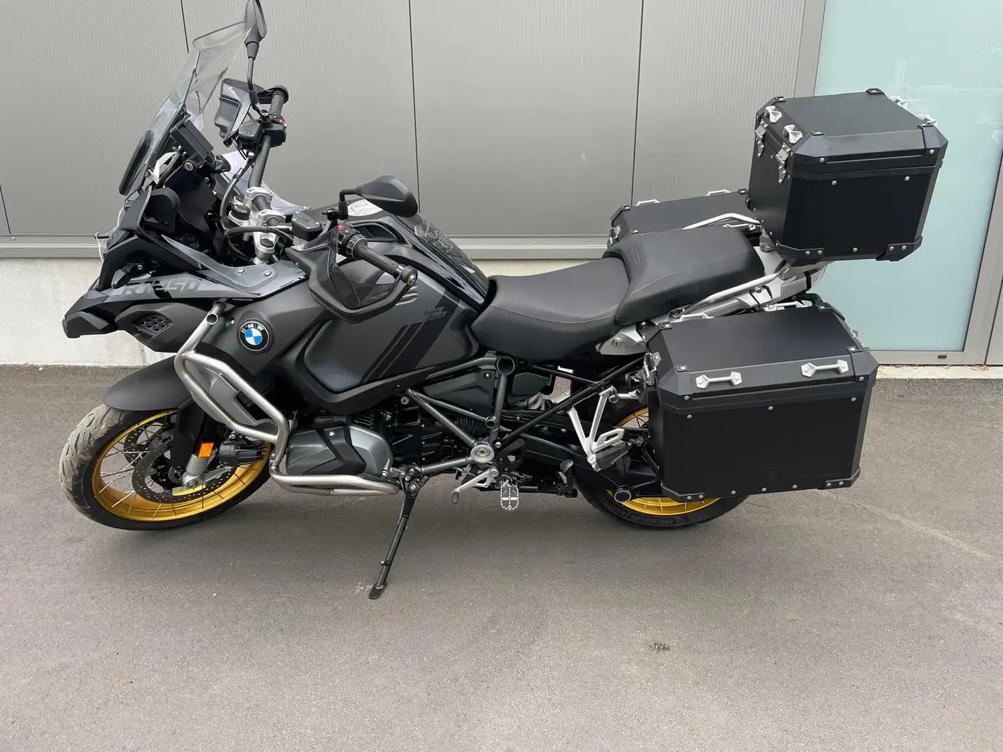 BMW R 1250 GS Adventure GERESERVEERD - 1