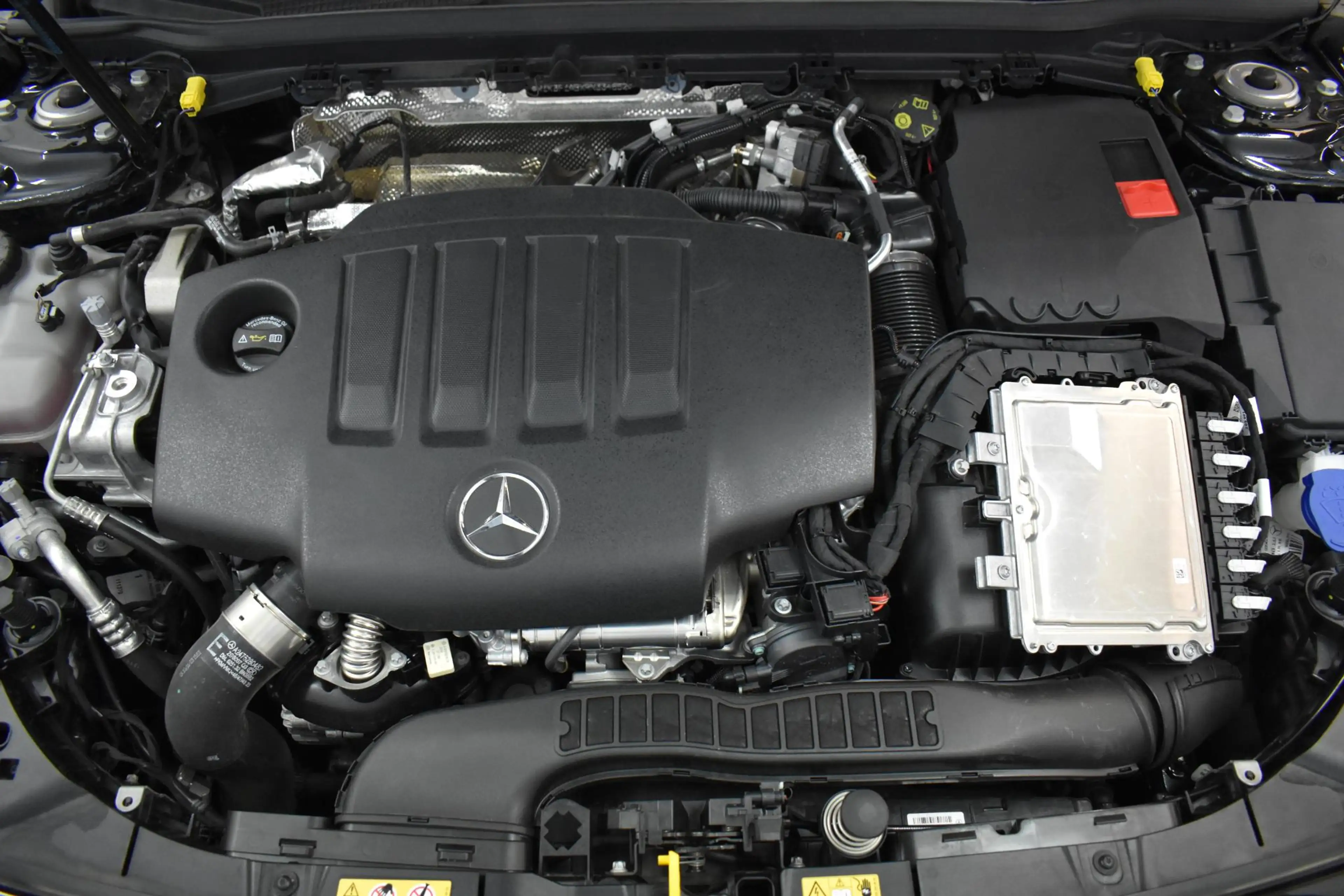 Mercedes-Benz A 180 A d Luxury Line — photo 14