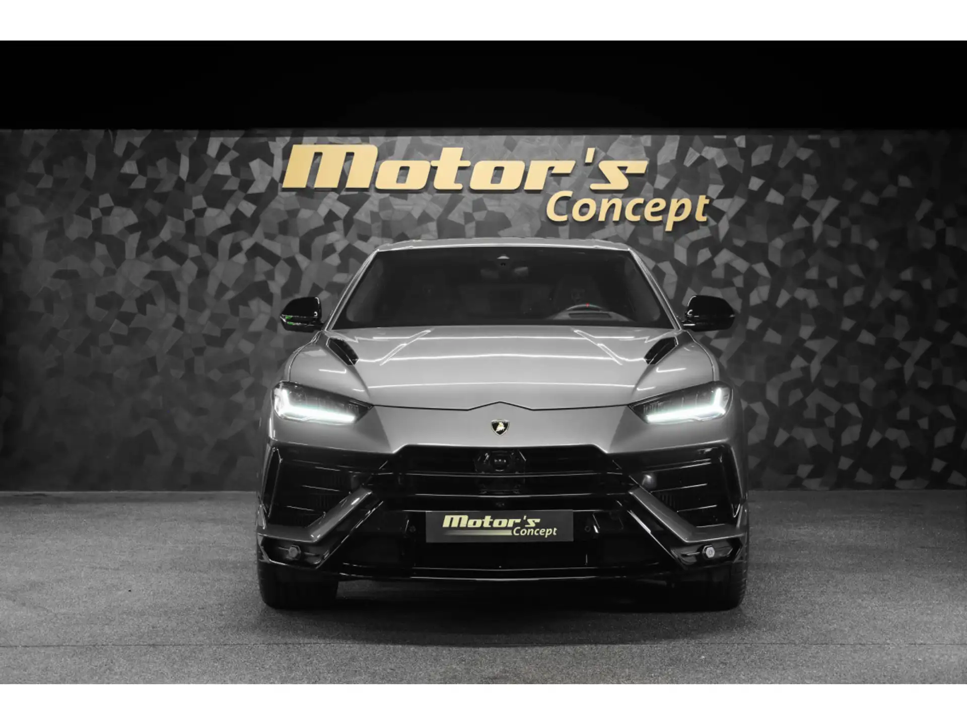 람보르기니 우루스 2023 건메탈 사진 4