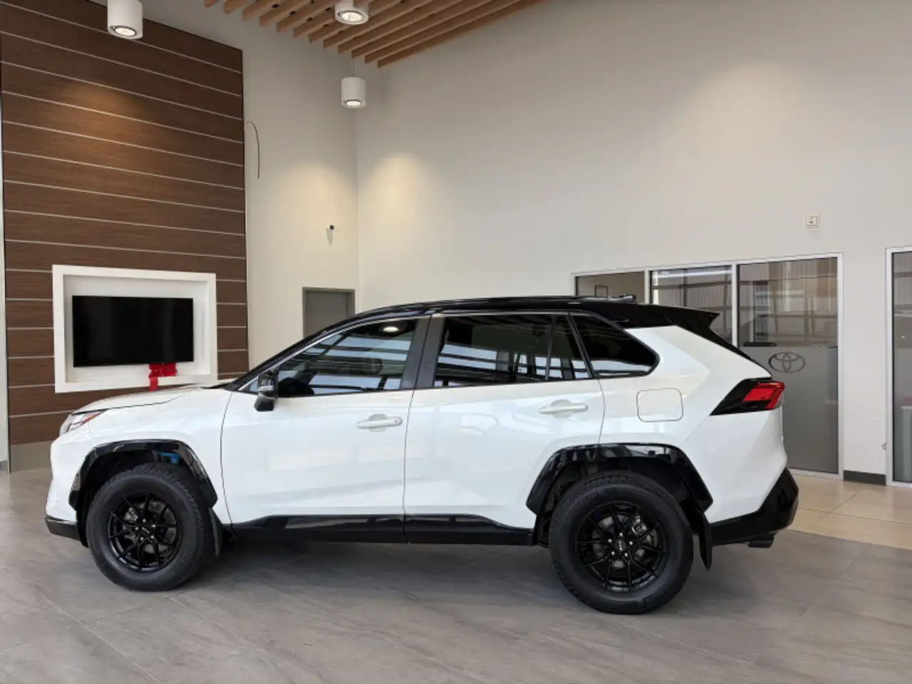 2023 Toyota RAV 4