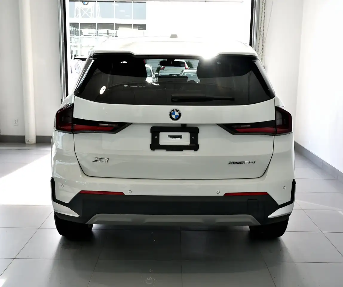 BMW X1 снимка BMW X1