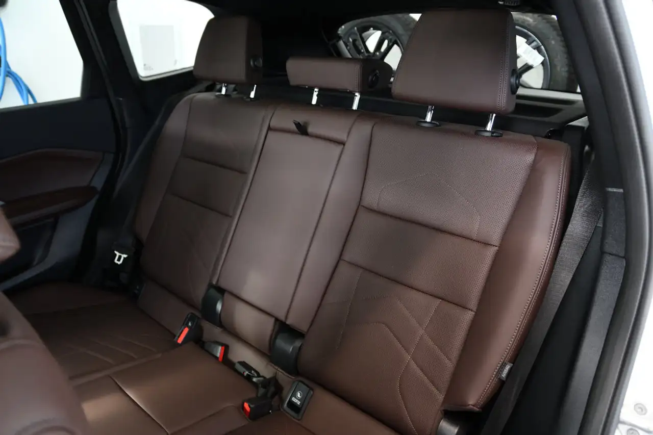 BMW X1 снимка BMW X1