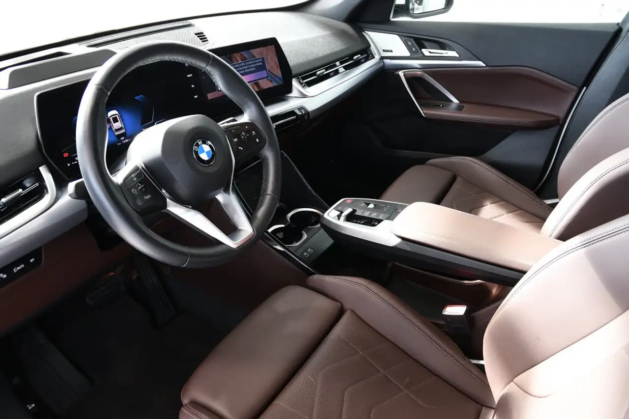 BMW X1 снимка BMW X1