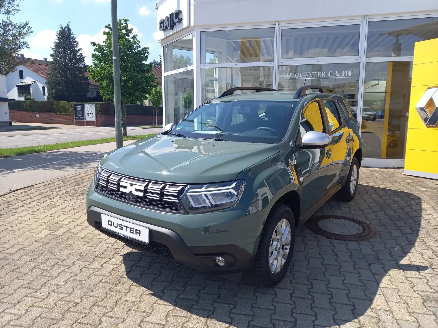 Dacia Duster Expression TCe 100 ECO-G Groen - 1