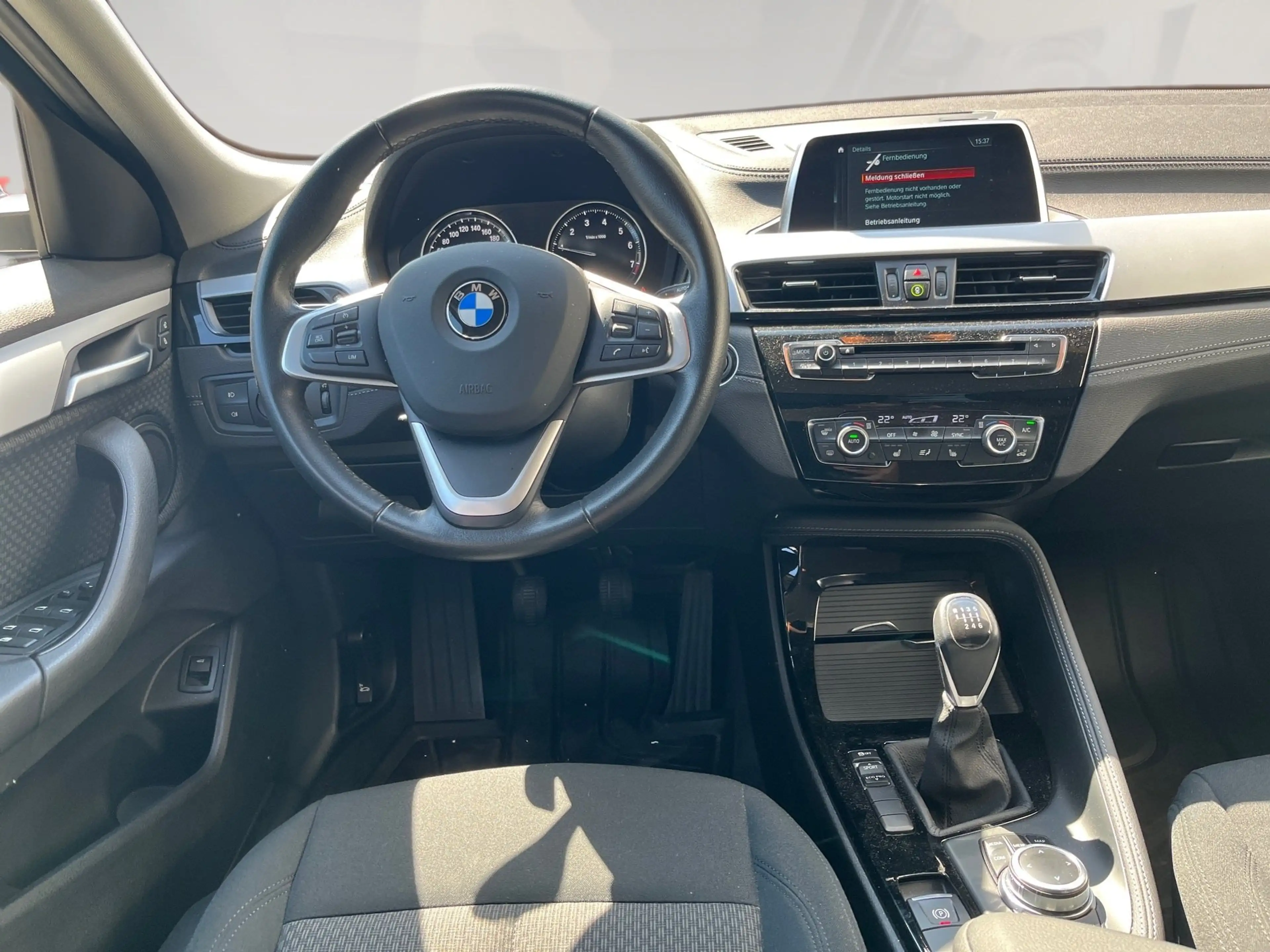 BMW X2 sDrive18i Advantage LM,SHZ,Navi — photo 10
