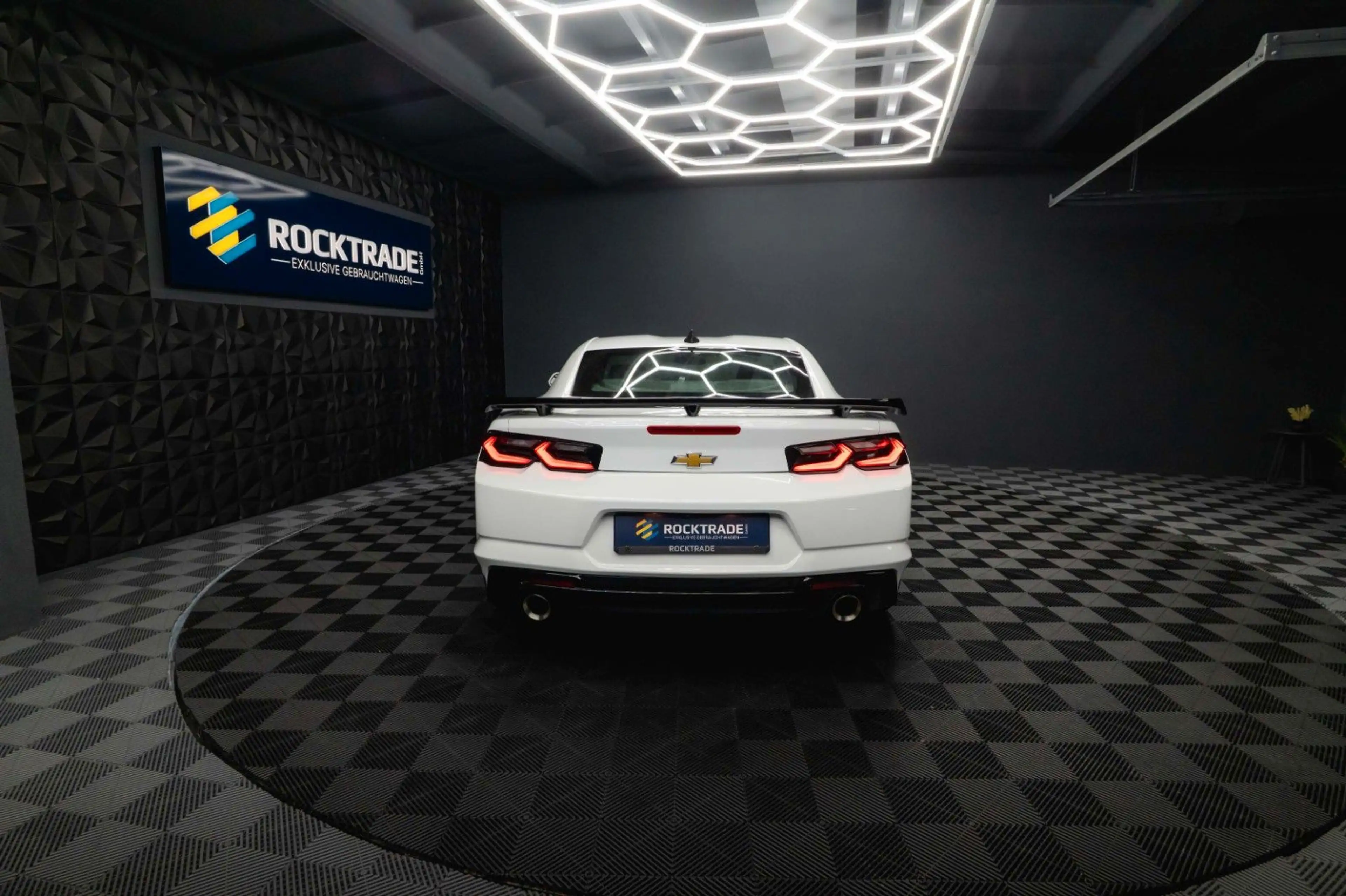 Chevrolet Camaro 2.0 Turbo Coupe ZL1 Package *CarPlay*LED* — photo 14