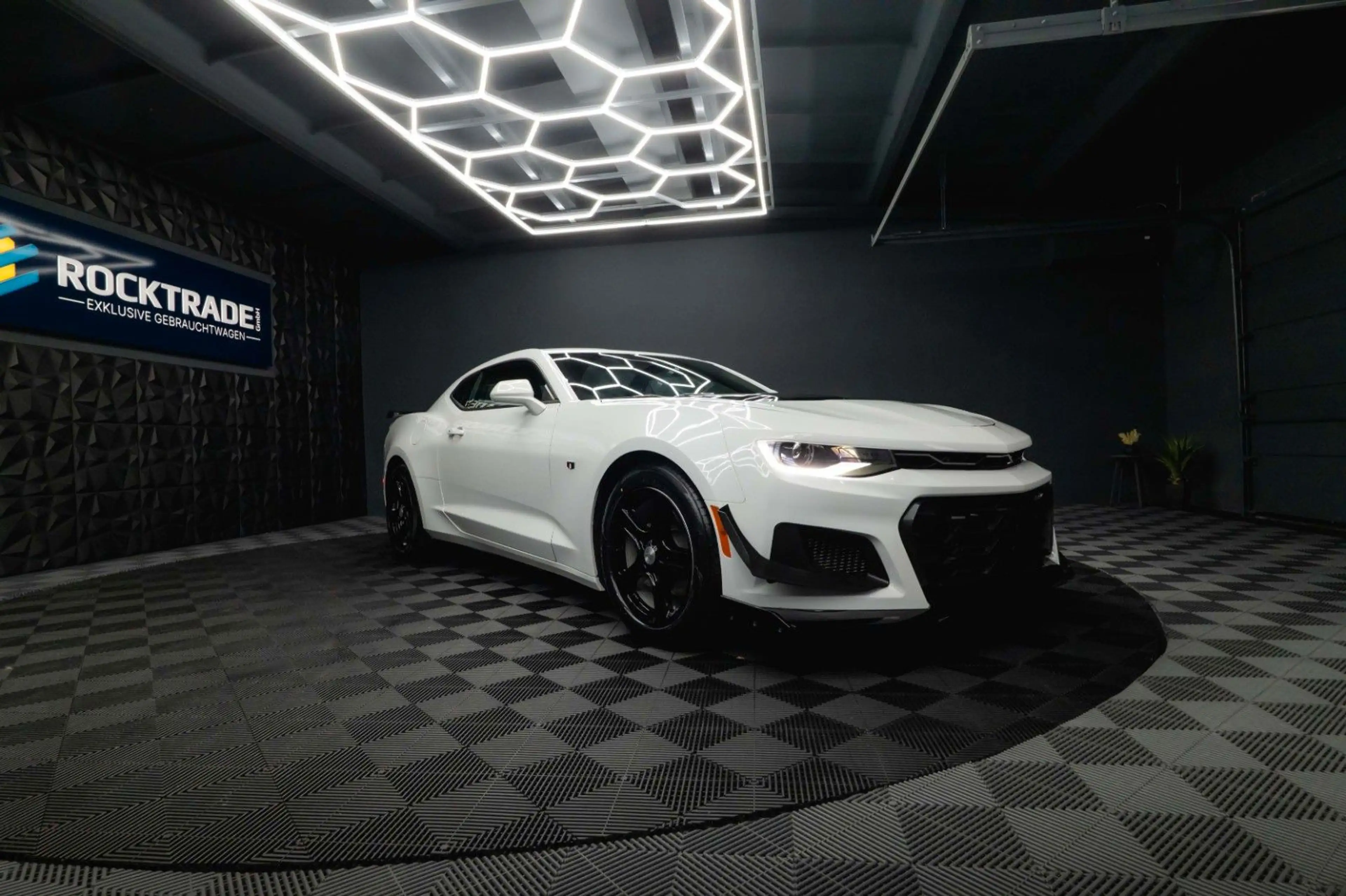 Chevrolet Camaro 2.0 Turbo Coupe ZL1 Package *CarPlay*LED* — photo 7