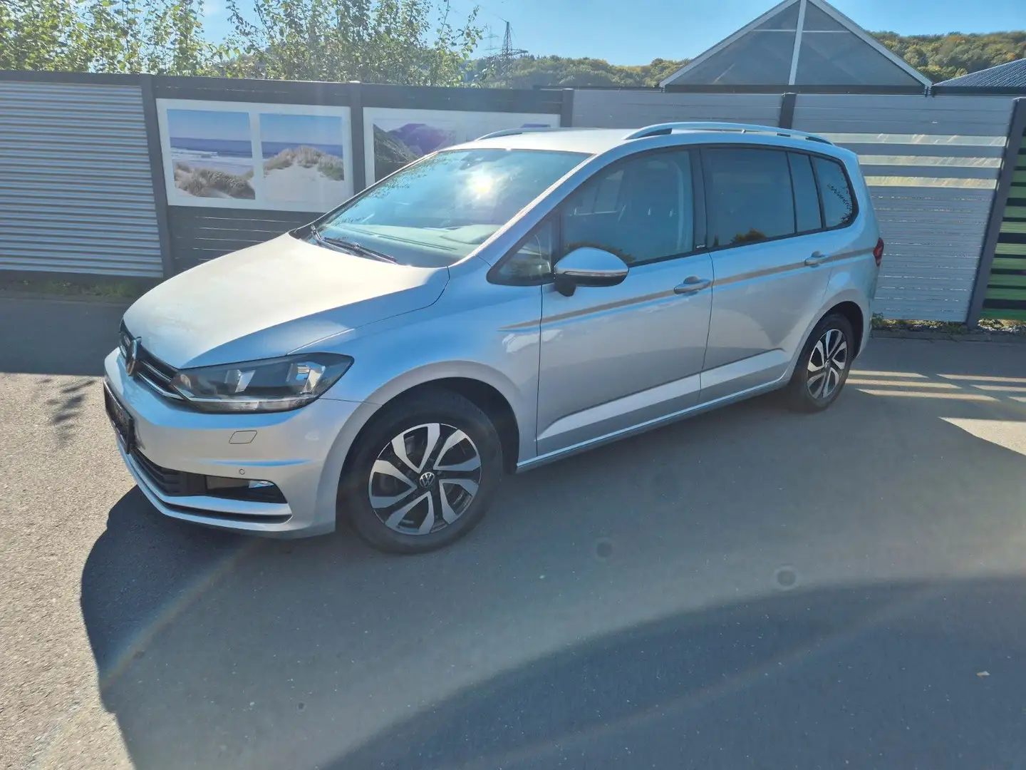 Volkswagen Touran Active 7 Sitze ACC Navi Silber - 2