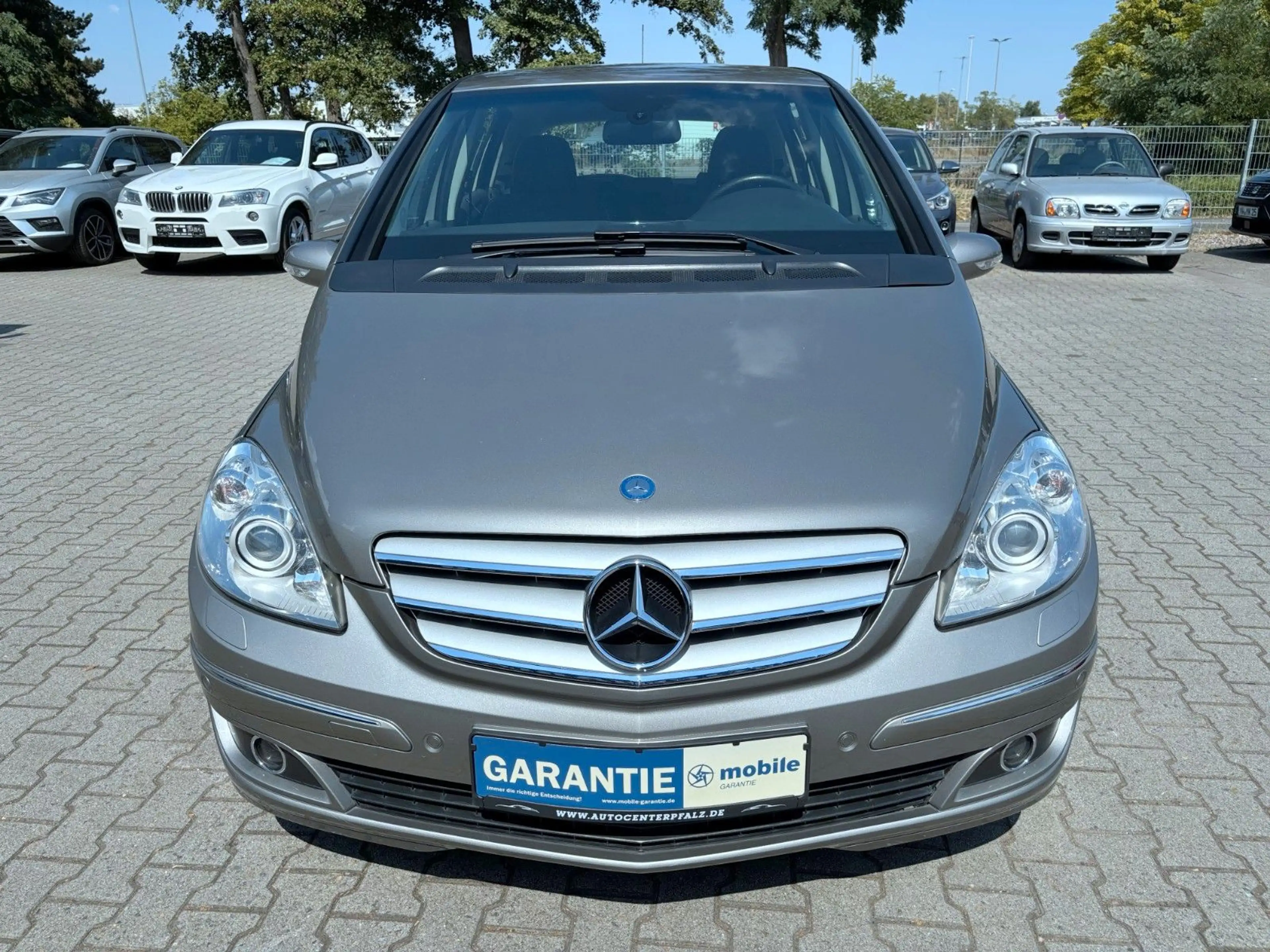 Mercedes-Benz B 200 Sport-Paket*Auto*T-Leder*Xenon*PDC*1-Hand* — photo 2