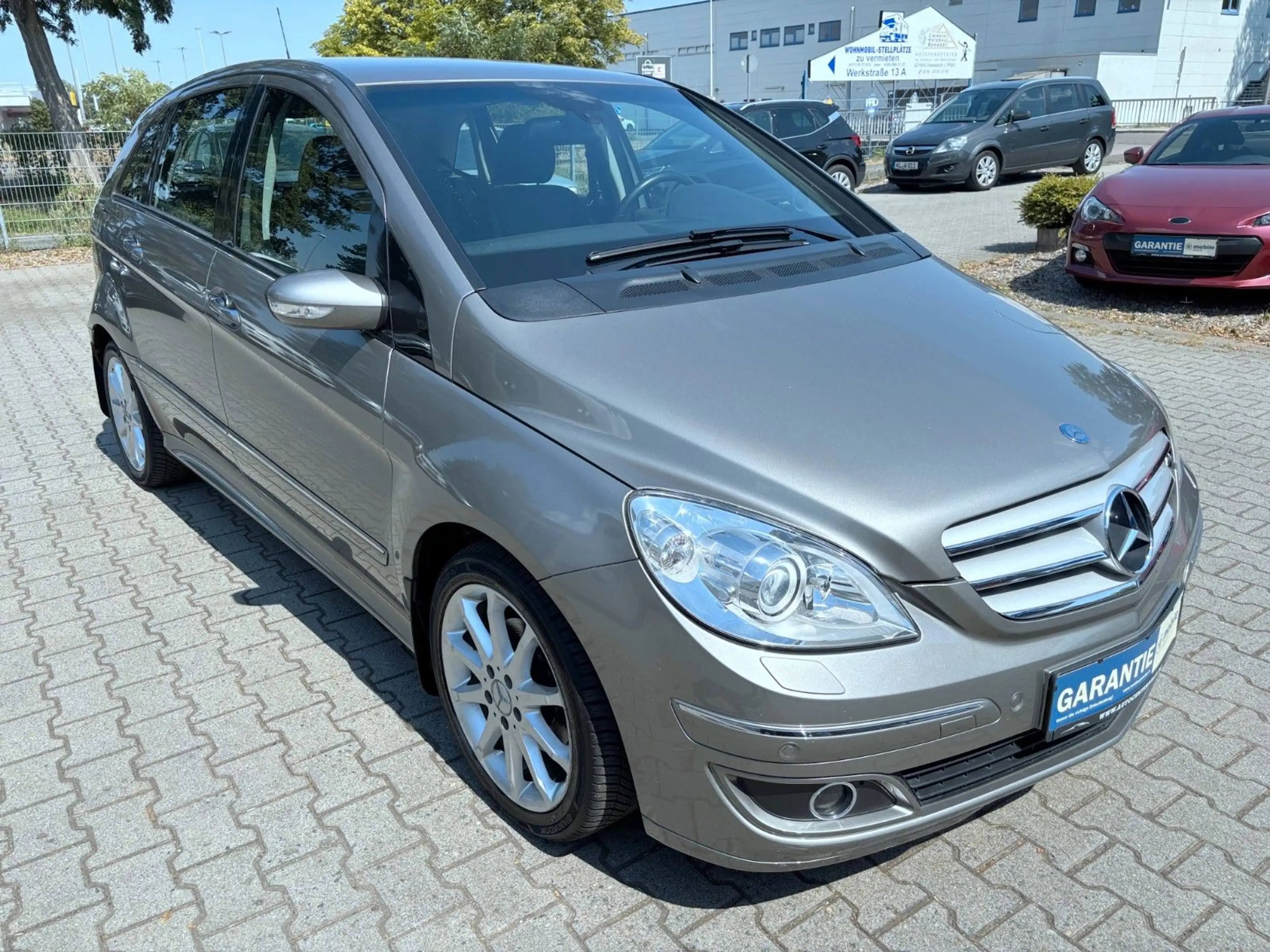Mercedes-Benz B 200 Sport-Paket*Auto*T-Leder*Xenon*PDC*1-Hand* — photo 14