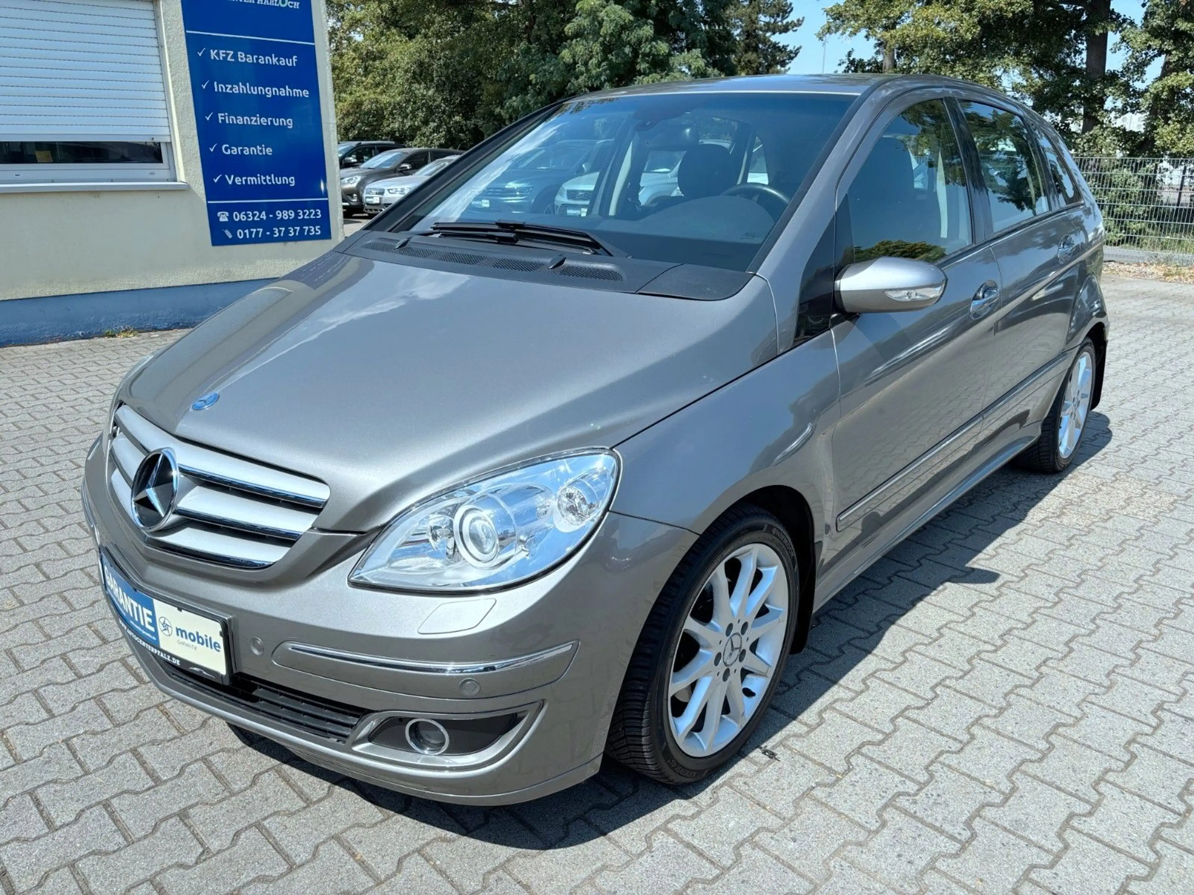 Mercedes-Benz B 200 Sport-Paket*Auto*T-Leder*Xenon*PDC*1-Hand* — photo 11
