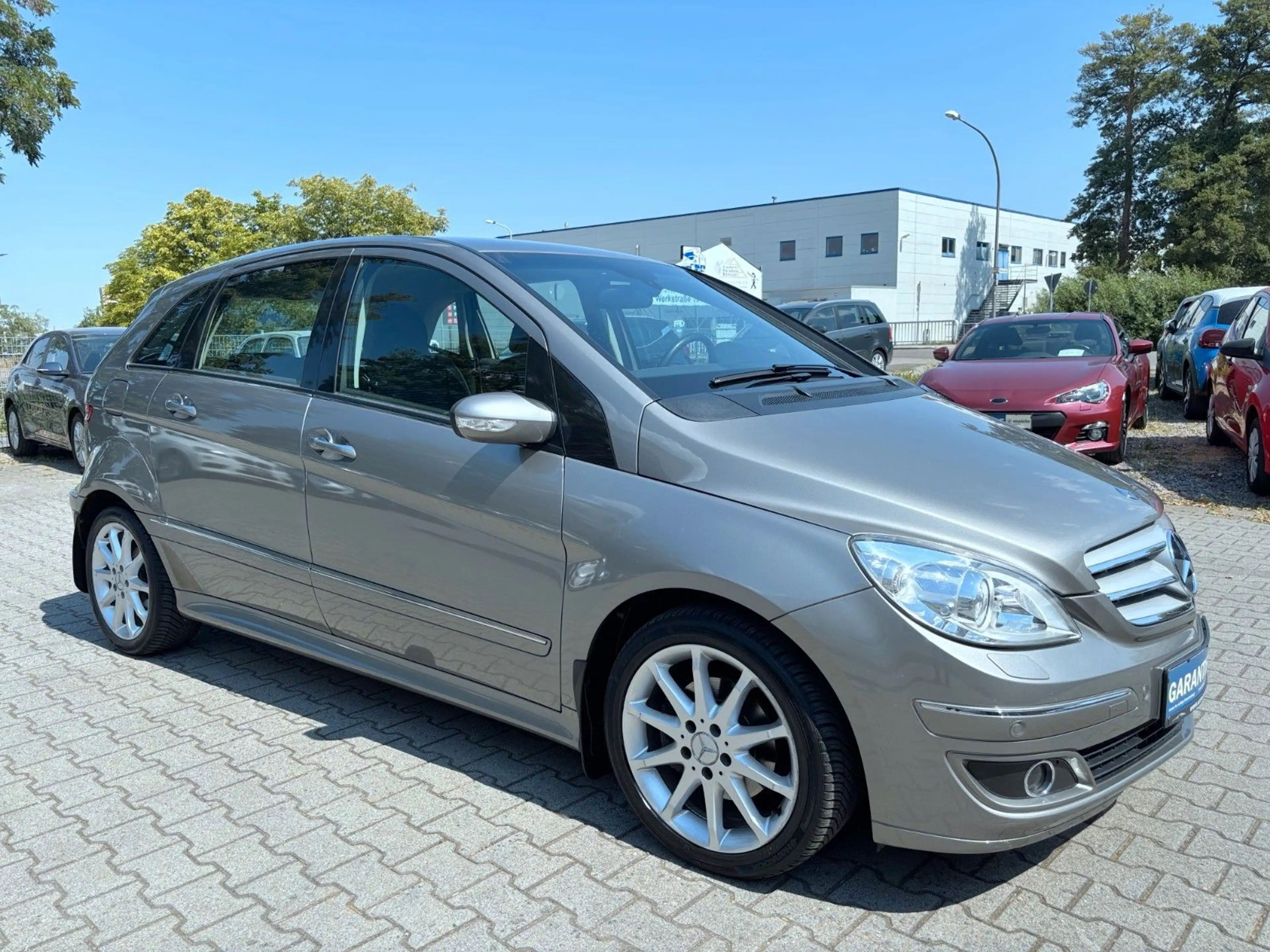 Mercedes-Benz B 200 Sport-Paket*Auto*T-Leder*Xenon*PDC*1-Hand* — photo 12