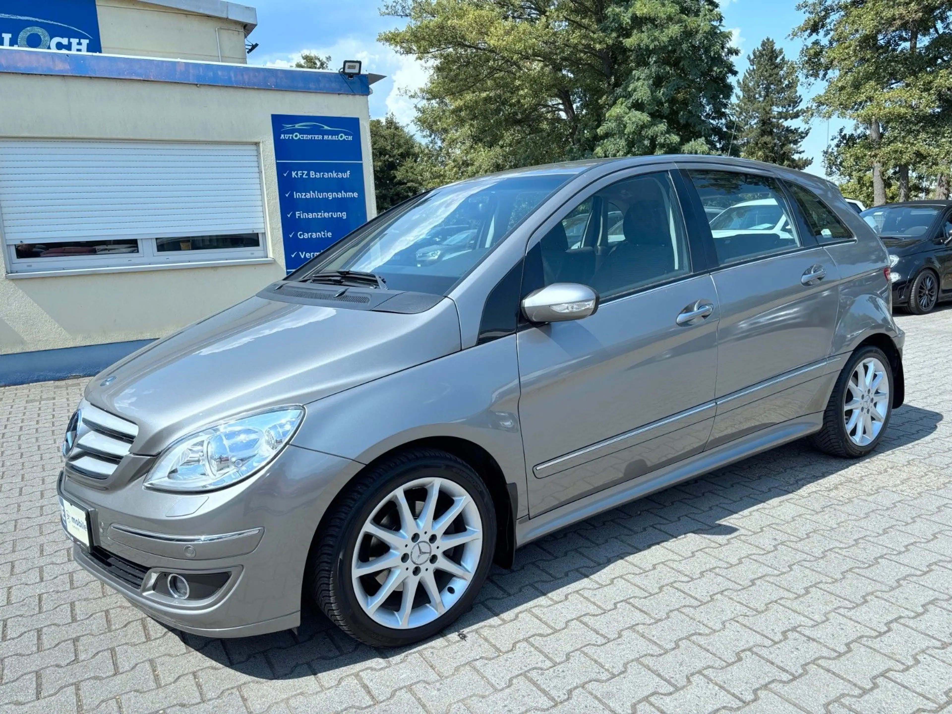 Mercedes-Benz B 200 Sport-Paket*Auto*T-Leder*Xenon*PDC*1-Hand* — photo 6