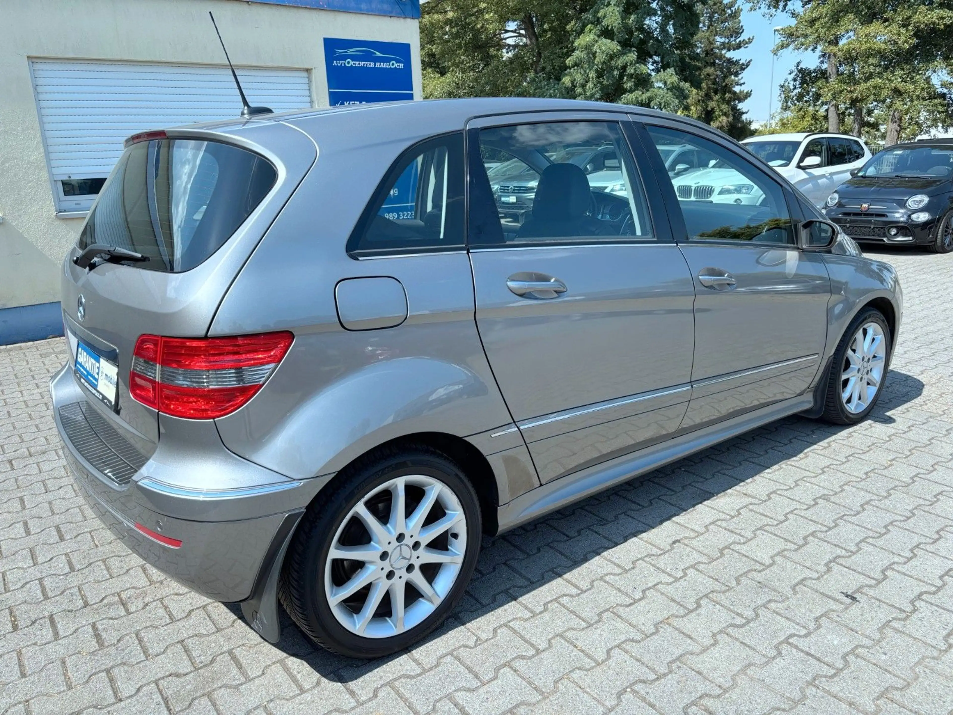 Mercedes-Benz B 200 Sport-Paket*Auto*T-Leder*Xenon*PDC*1-Hand* — photo 9