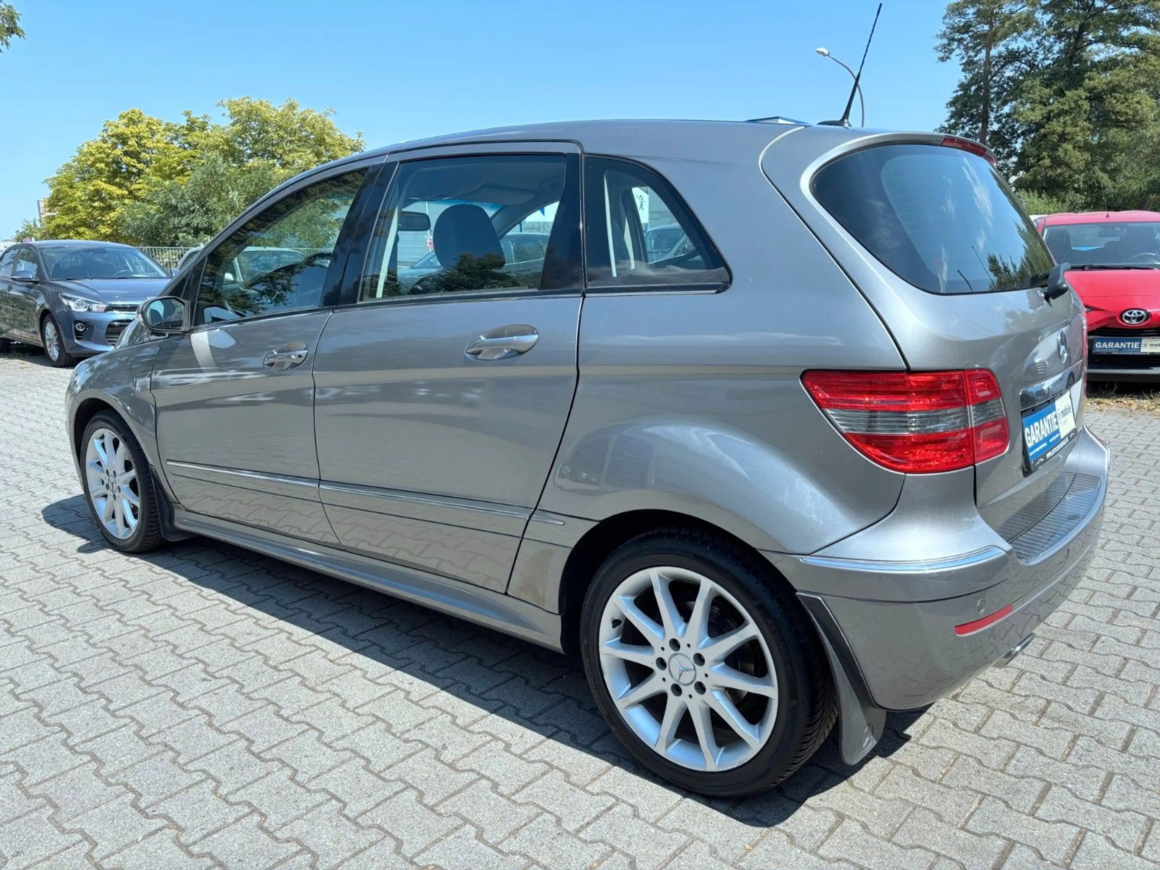 Mercedes-Benz B 200 Sport-Paket*Auto*T-Leder*Xenon*PDC*1-Hand* — photo 7