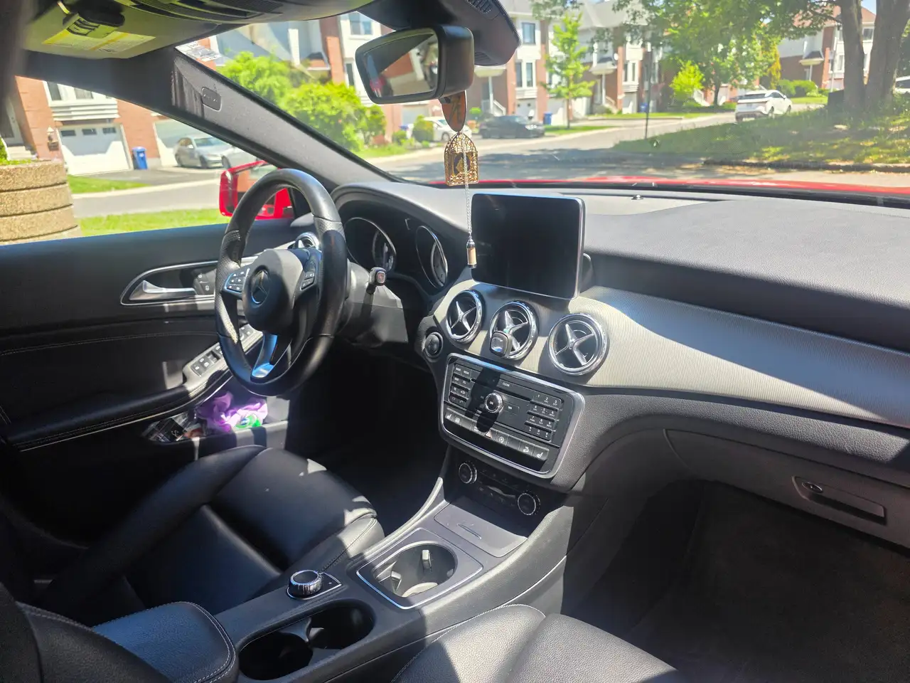 Mercedes-Benz GLA photo Mercedes-Benz GLA