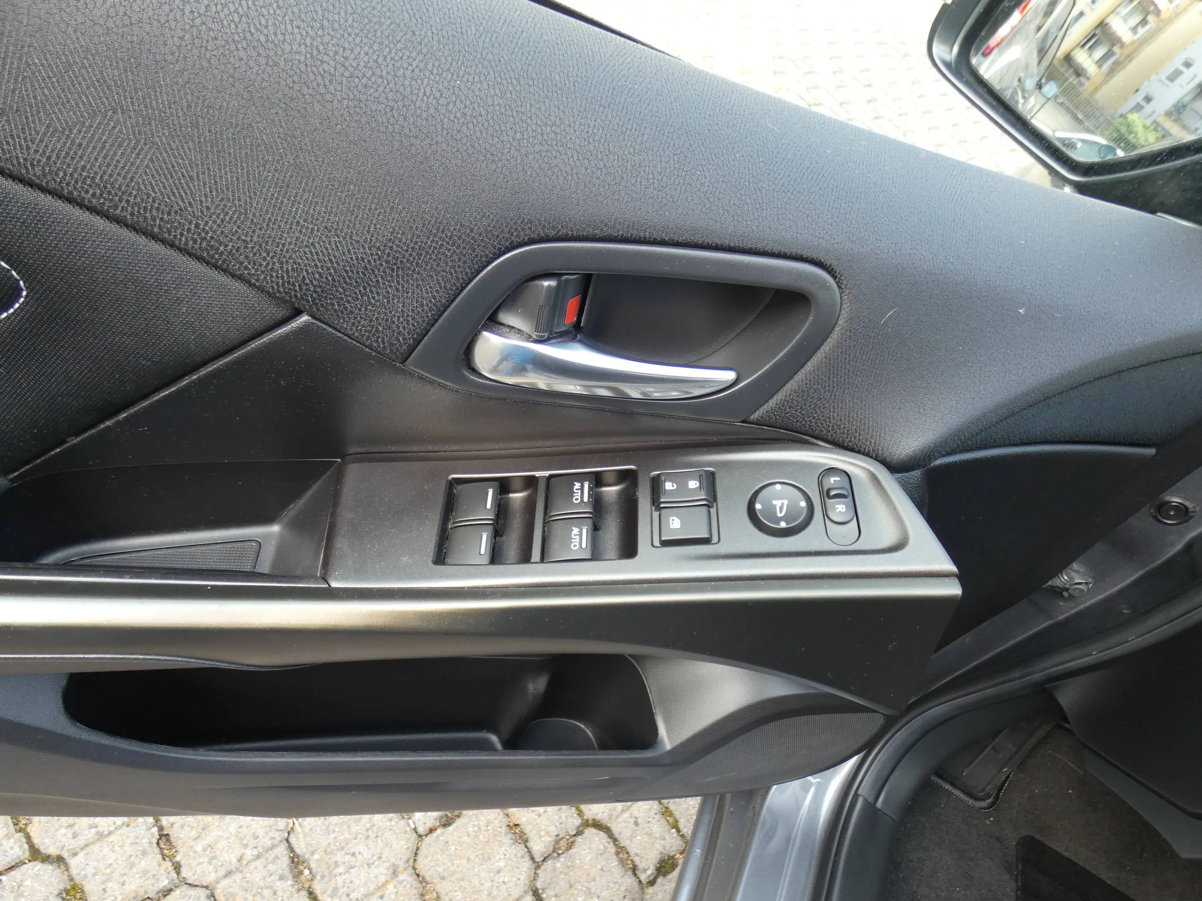 Honda Civic 1.4 Comfort — photo 10