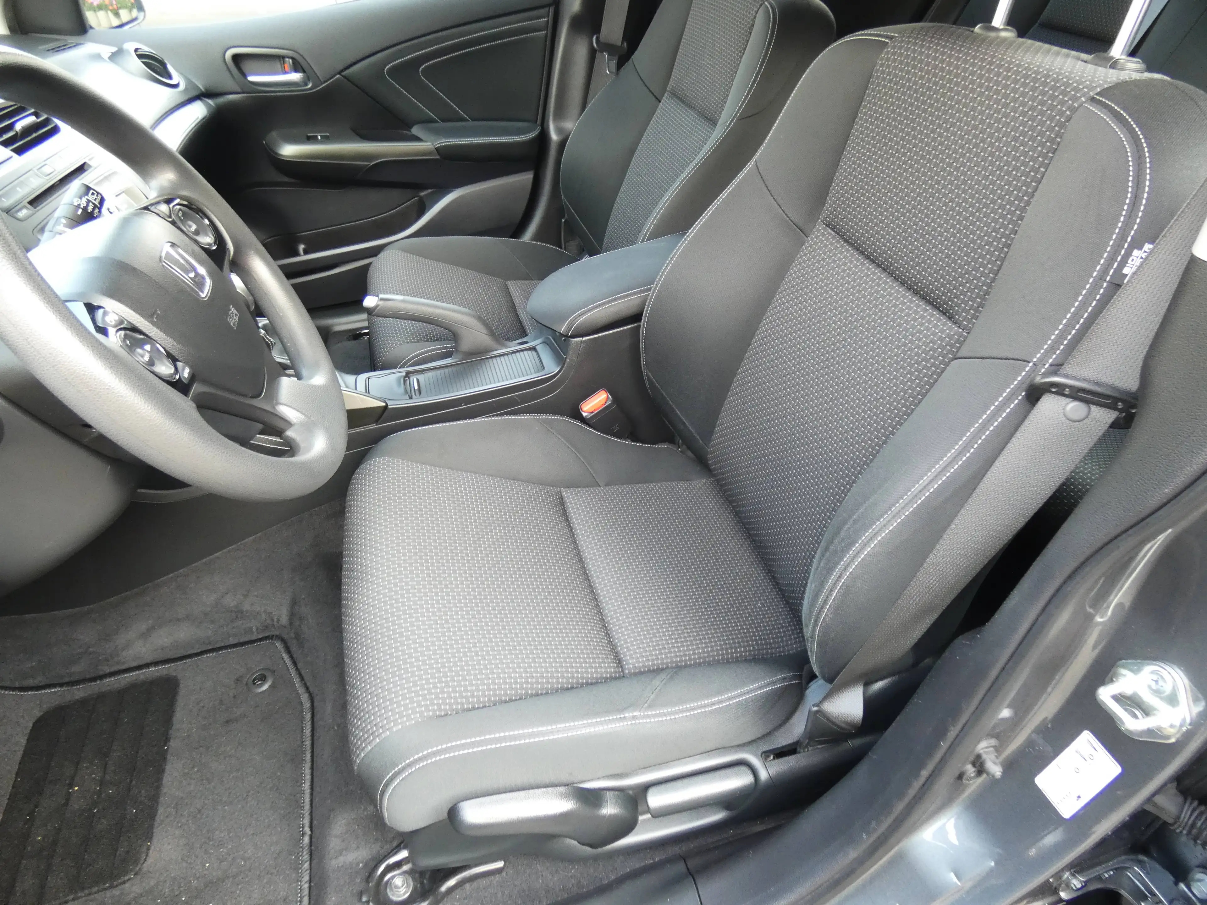 Honda Civic 1.4 Comfort — photo 11