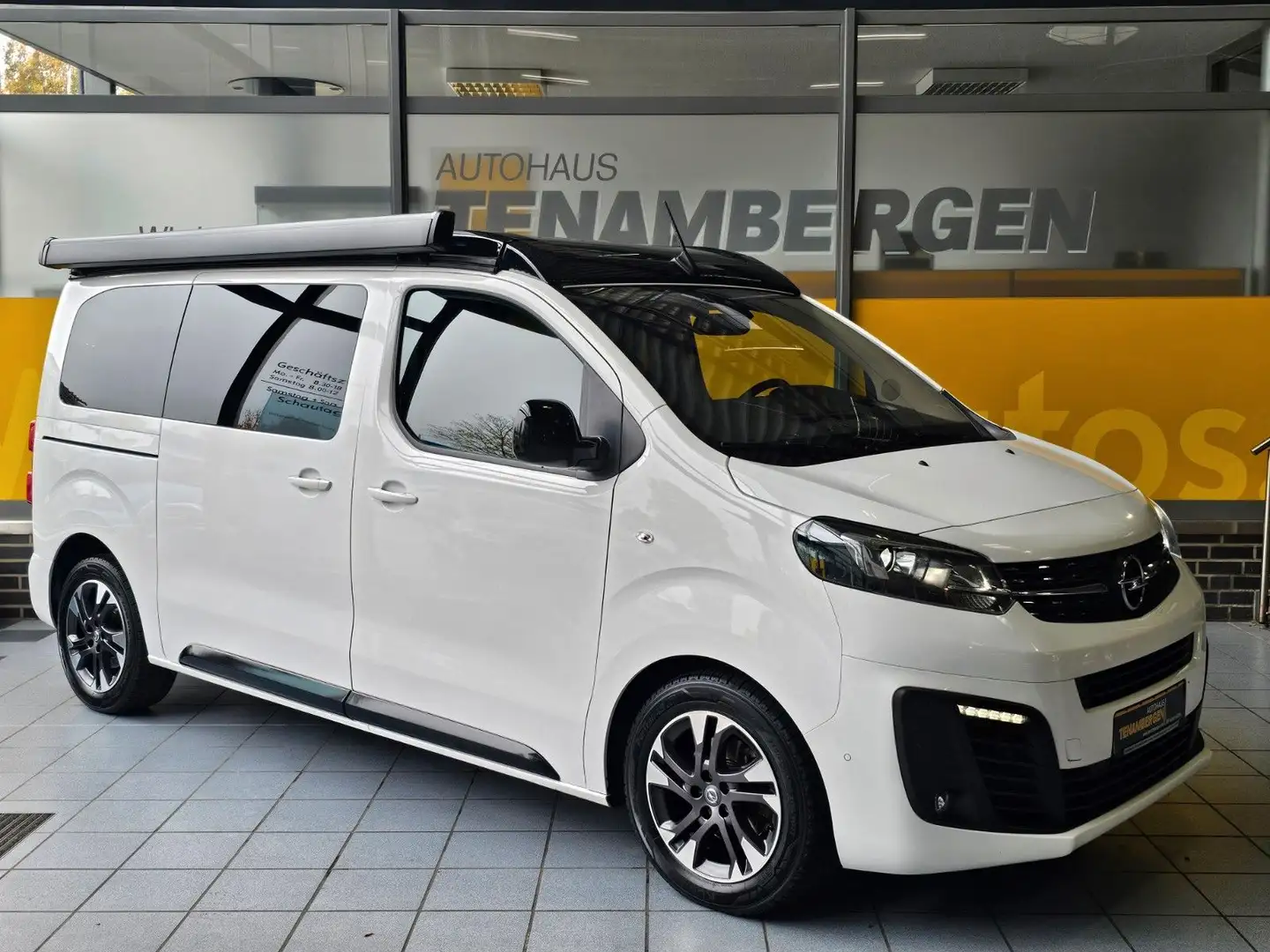 Opel Zafira Life Crosscamp Küche Markise AHK Navi ACC Wit - 1