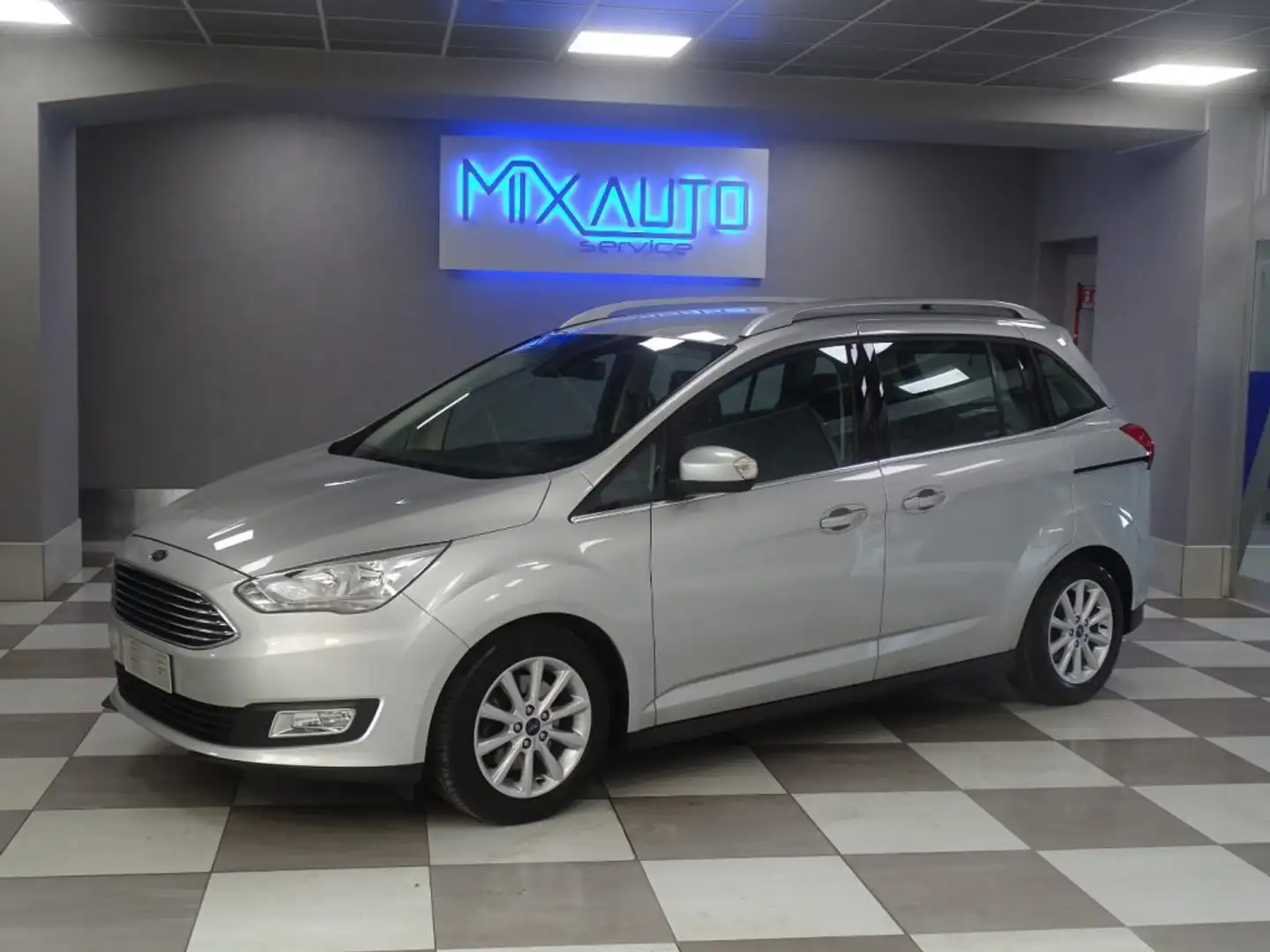 Ford Grand C-Max 1.5 TDCI 120cv Titanium Powershift EU6 Srebrny - 1