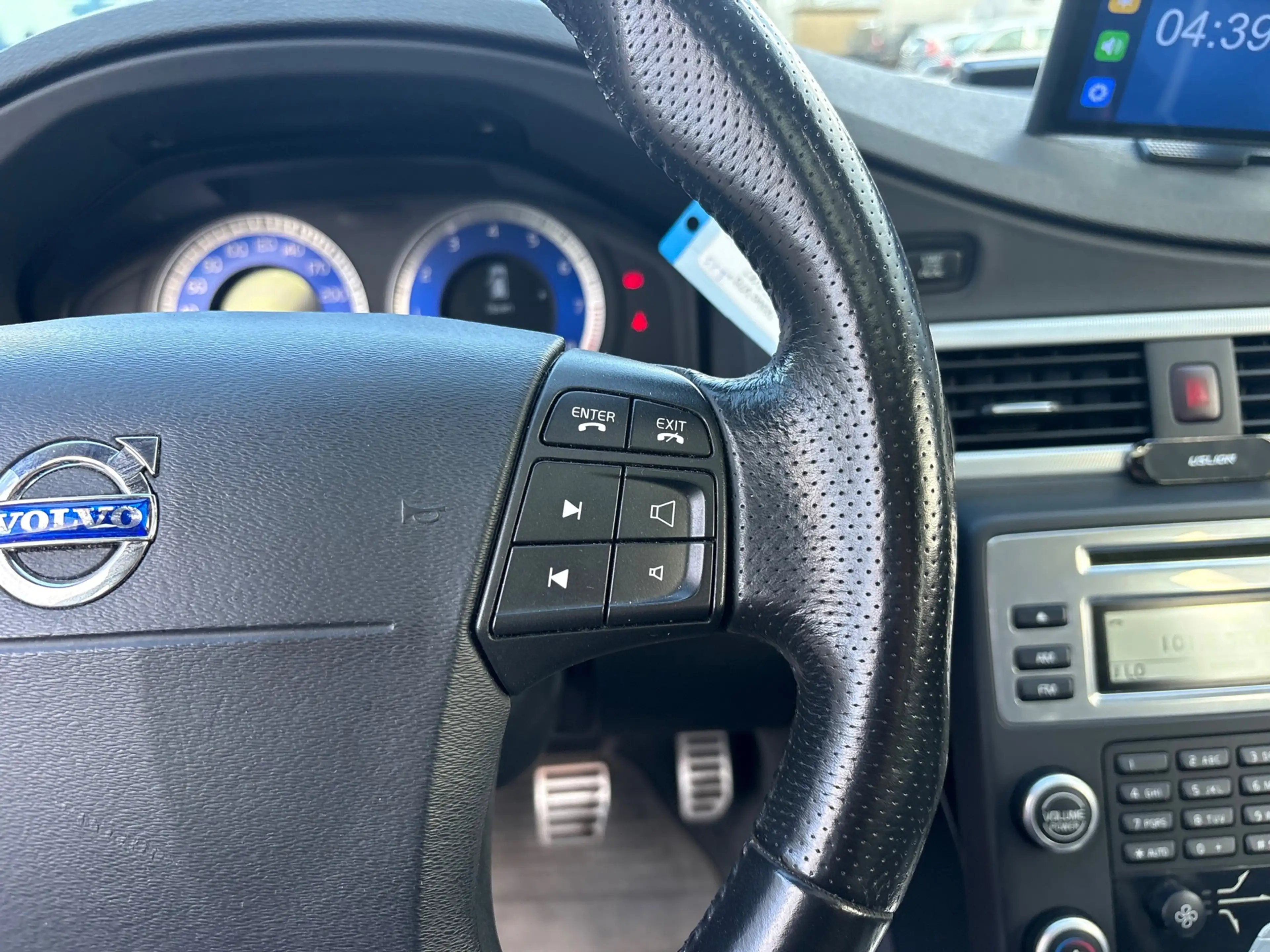 Volvo V70 2.5T RDesign CARPLAY/PDC/CAMERA/PANO/STOELVERW/NAP — photo 20
