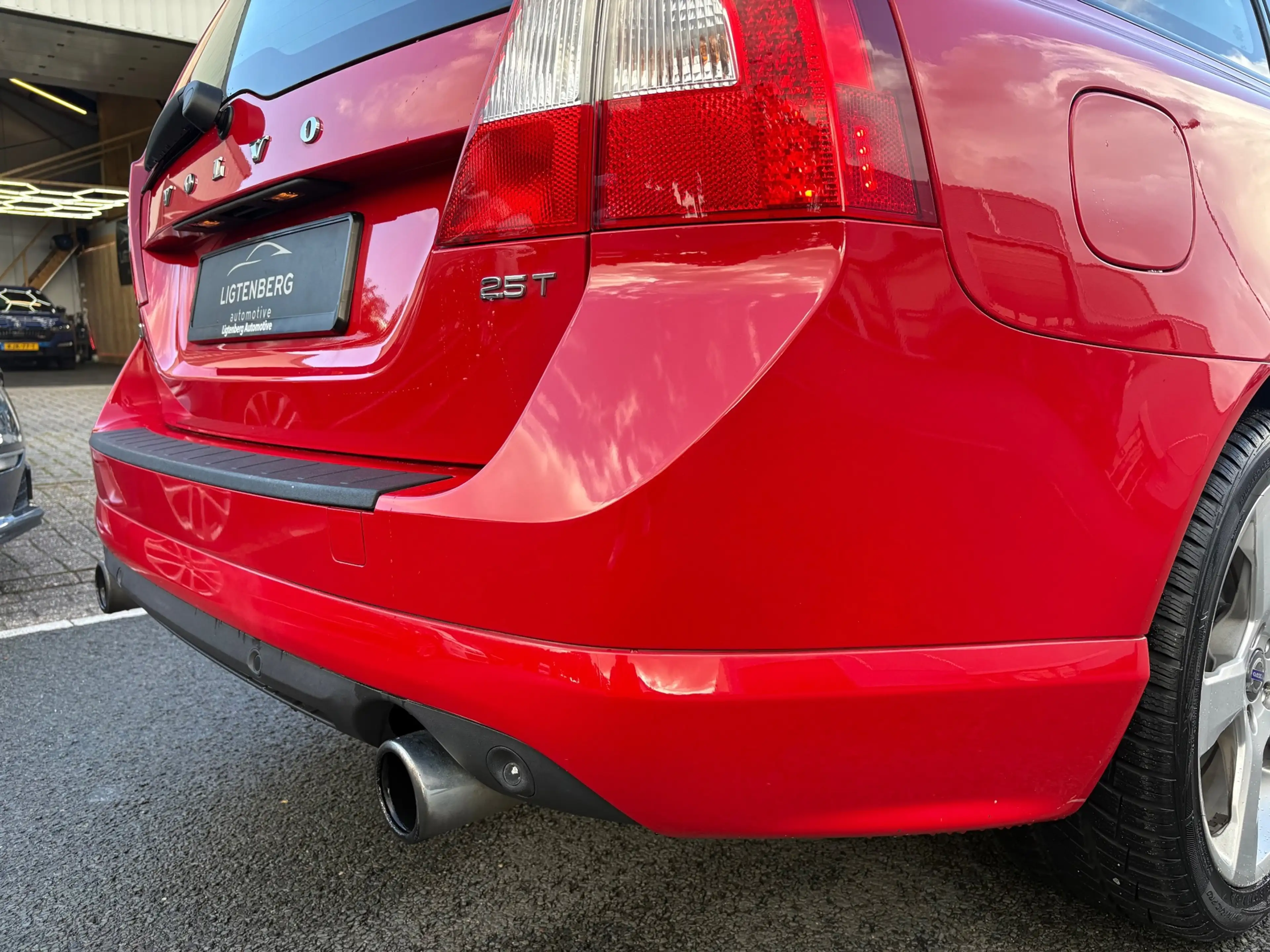 Volvo V70 2.5T RDesign CARPLAY/PDC/CAMERA/PANO/STOELVERW/NAP — photo 28