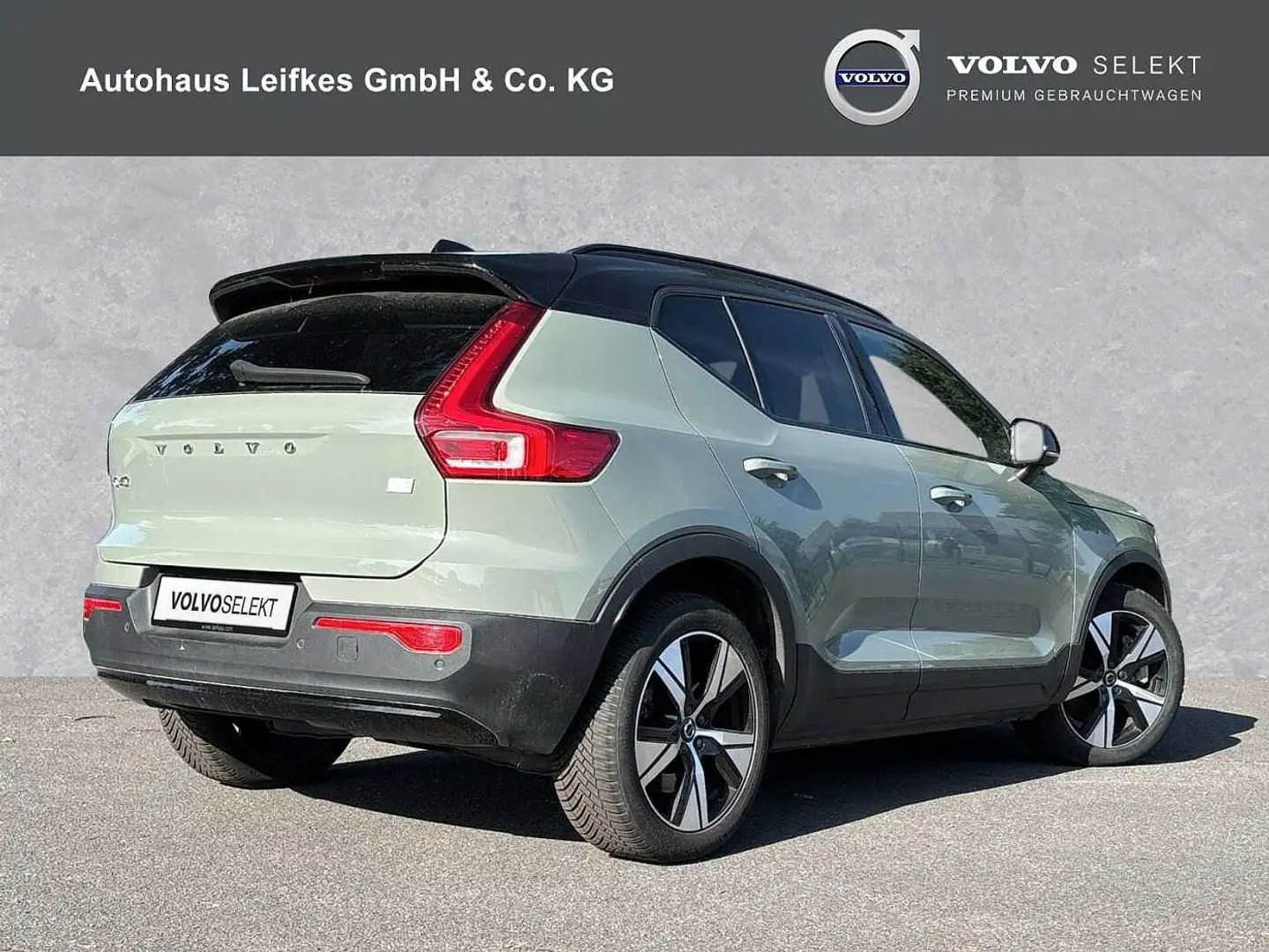 Volvo XC40 Pure Electric Recharge  Plus Vert - 2