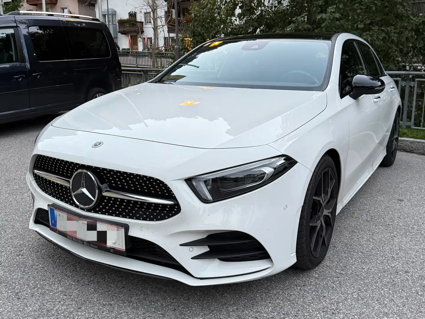 Mercedes-Benz A 200 A 200 4MATIC Aut. Weiß - 1