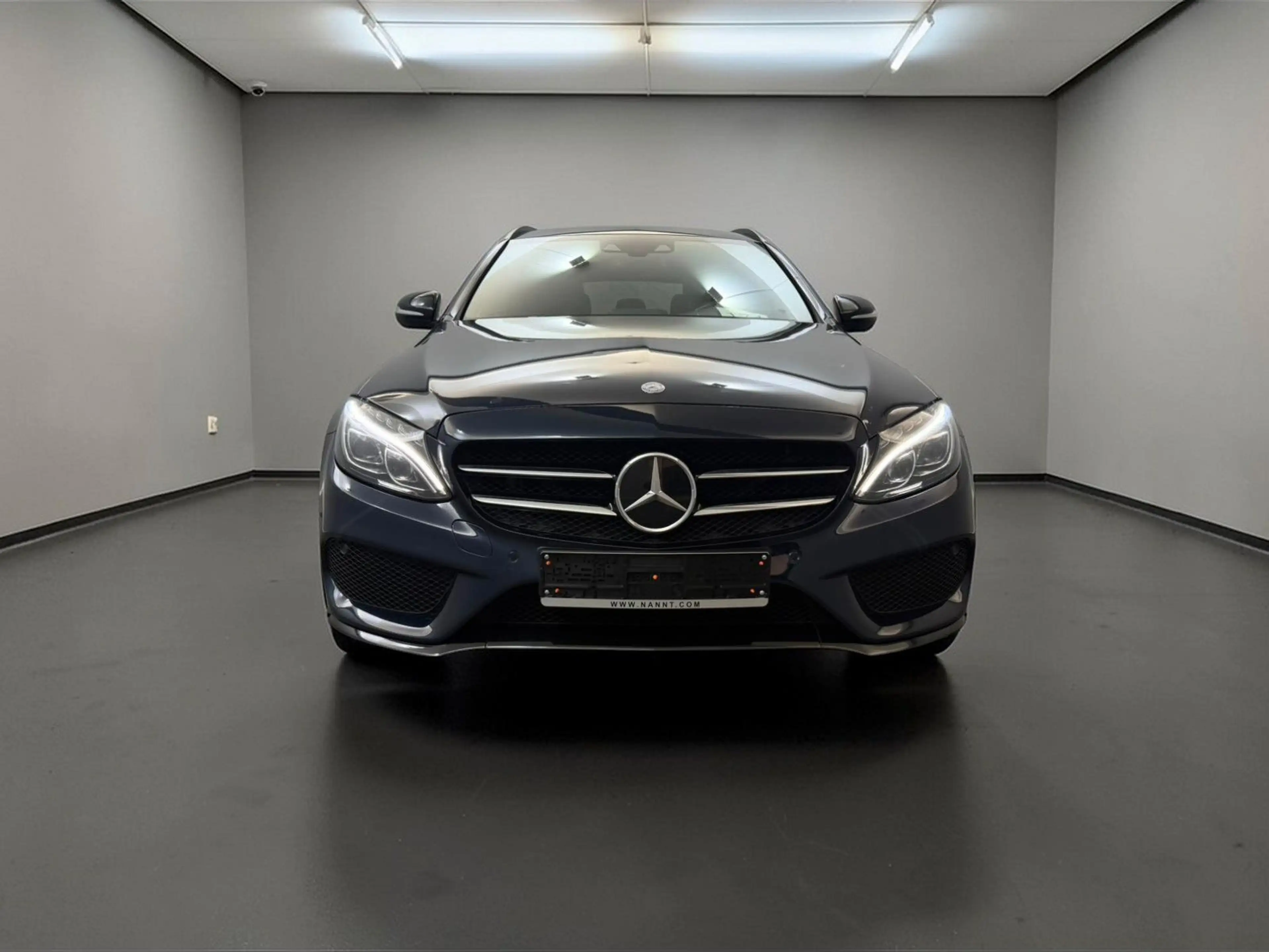 Mercedes-Benz C 250 T  d 4M AMG-LINE*DISTR*BURME*AHK*MEMO*TOP — photo 2