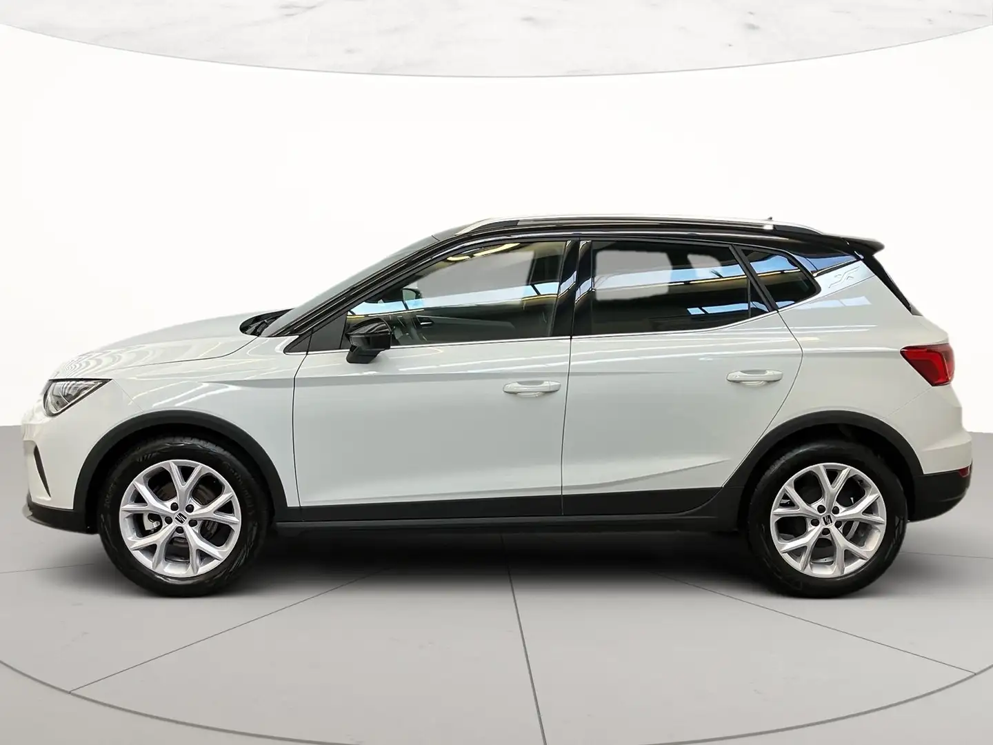 SEAT Arona 1.0 ecotsi fr 95cv Bianco - 2