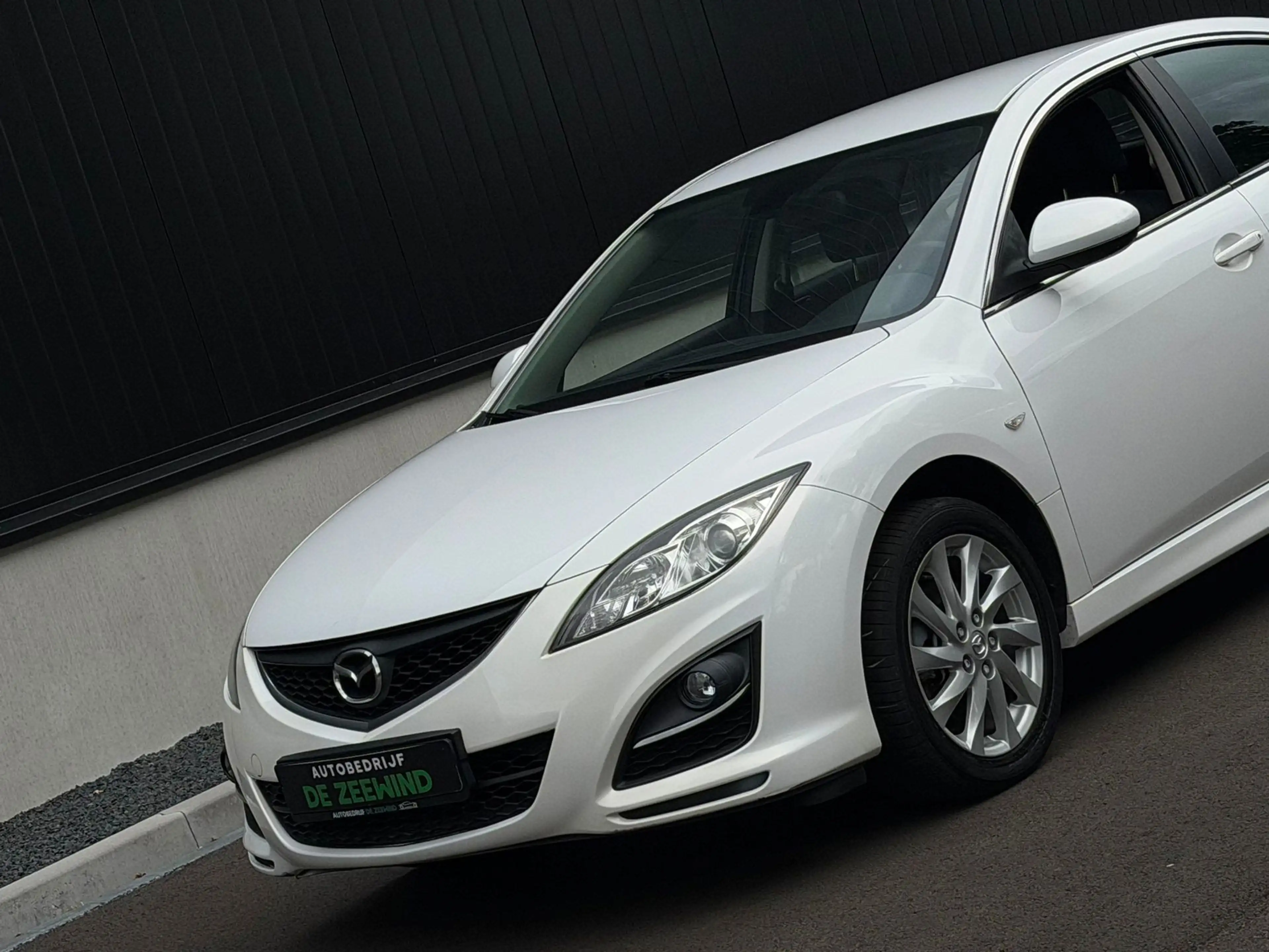 Mazda 6 Sportbreak 2.0 CiTD Business Plus Style Edition — photo 15