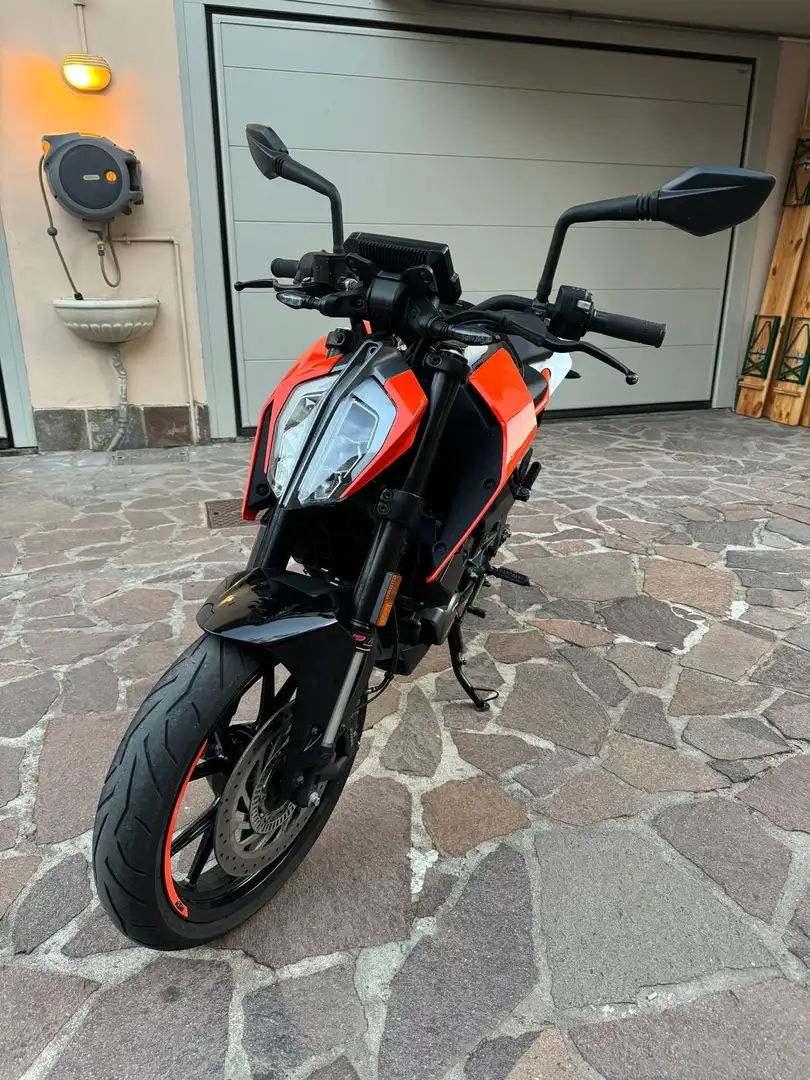 KTM 125 Duke arancione, nero, bianco Arancione - 1