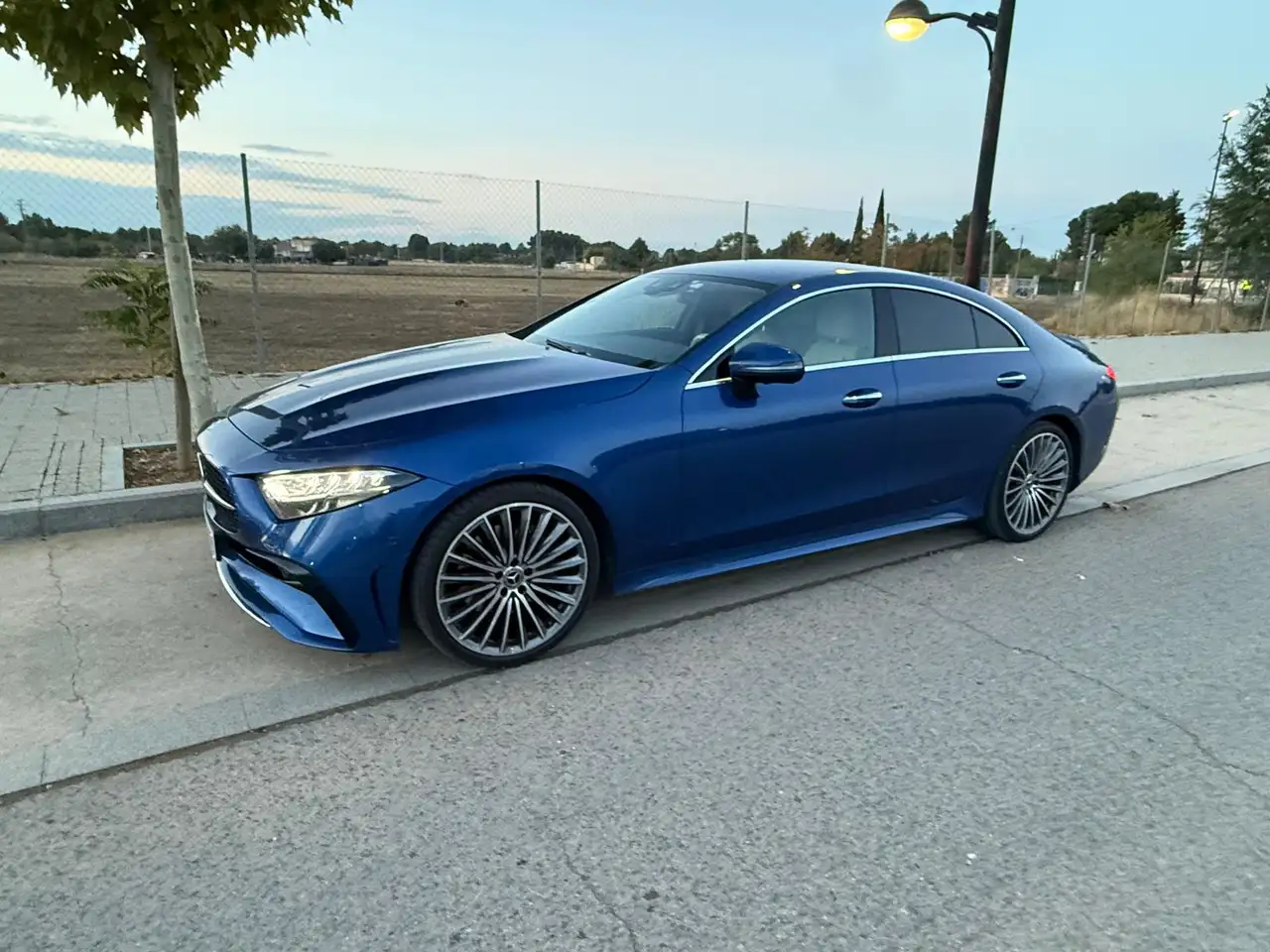 Mercedes-Benz CLS 220