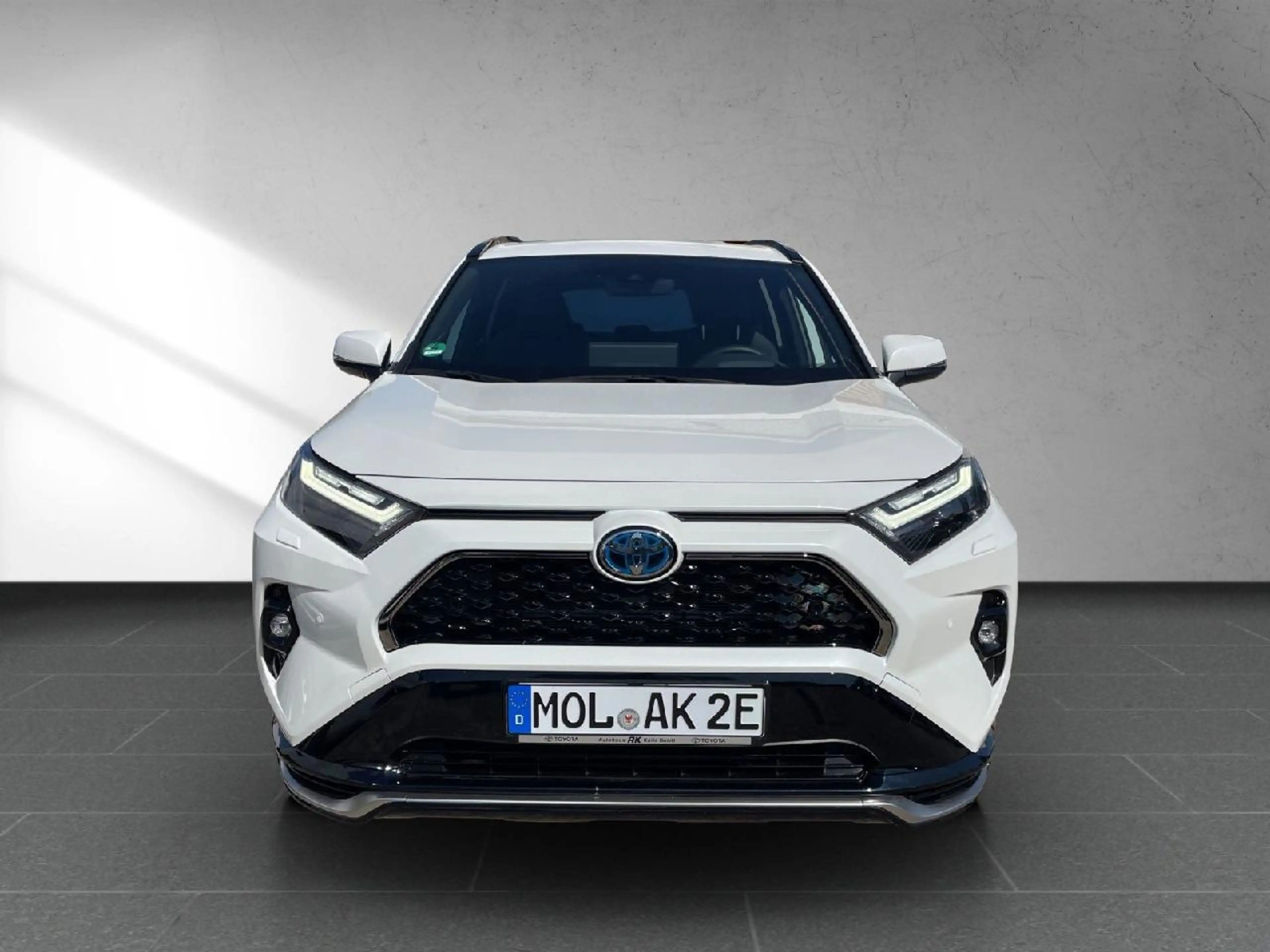 Toyota RAV 4 Plug-in Hybrid 4x4 Teamplayer — photo 7