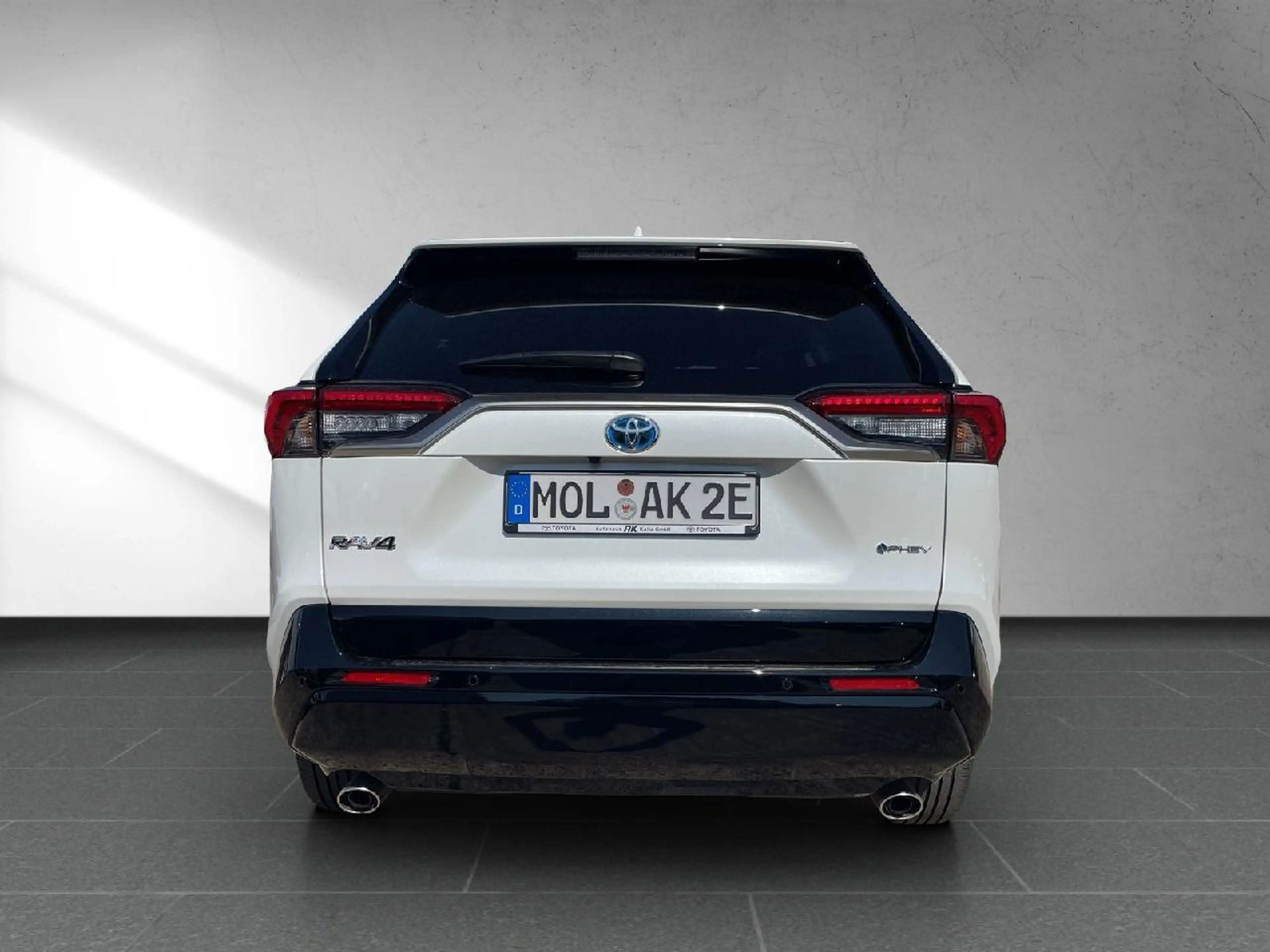 Toyota RAV 4 Plug-in Hybrid 4x4 Teamplayer — photo 6