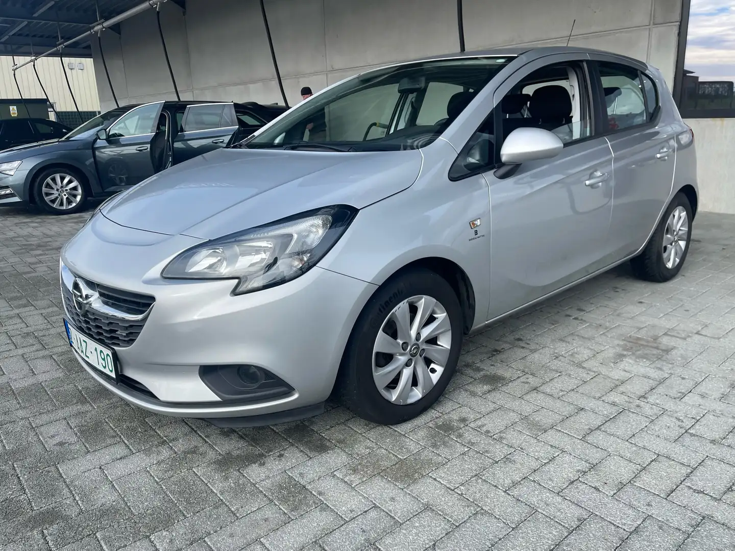 Opel Corsa 1.2i Silber - 1