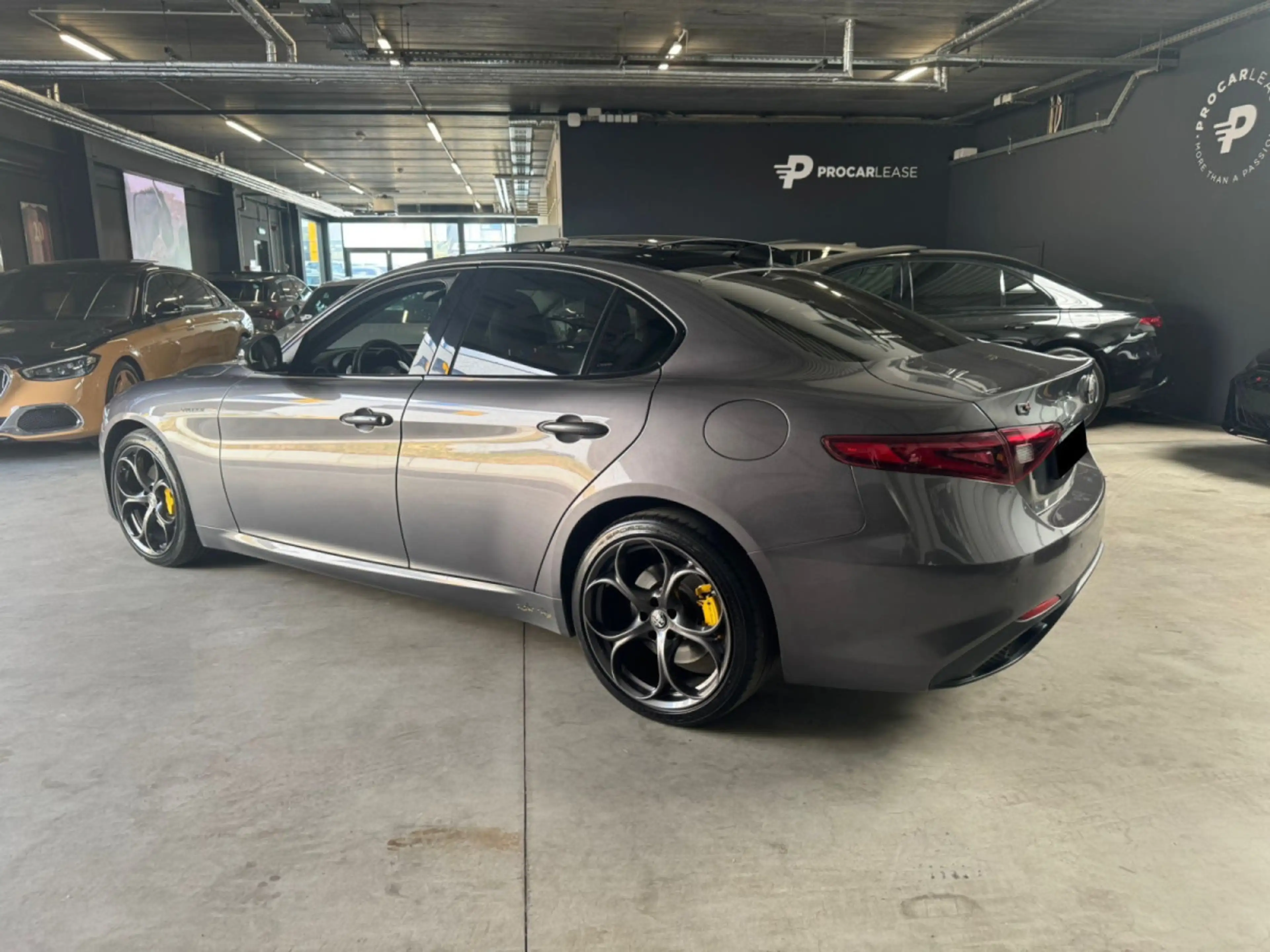 Alfa Romeo Giulia Giulia Veloce Q4 /211 CV /19/PANO/CAMERA/CUIR/VOLL — photo 6
