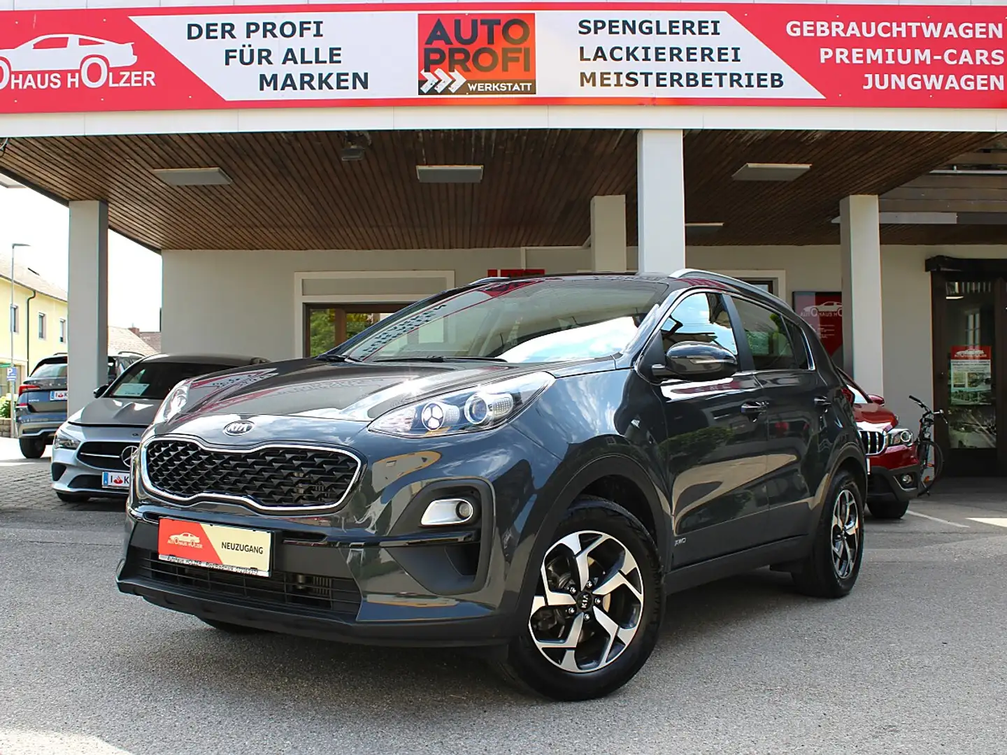 Kia Sportage 1,6 CRDI SCR MHD AWD *AHK, RF-Kamera, Tempomat,... Grau - 1