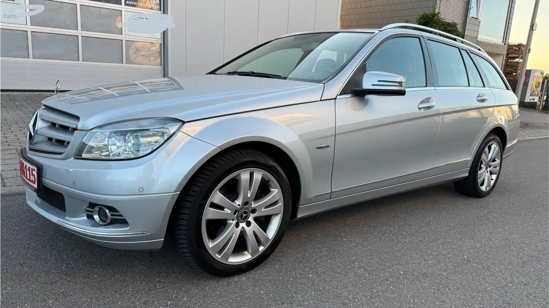 Mercedes-Benz C 220 CDI AUTOMATIK TÜV,LEDER,NAVI,KLIMA,PDC Silber - 1