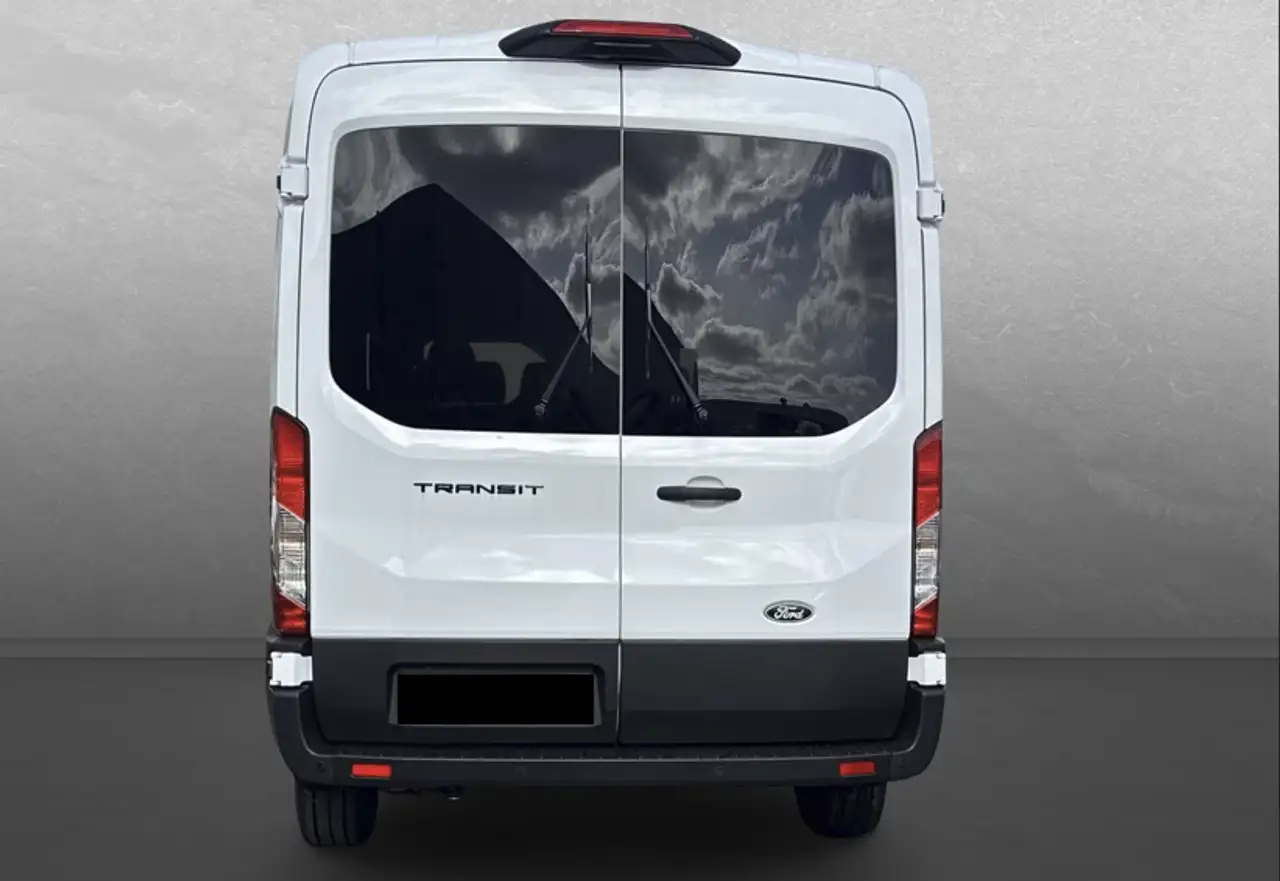 Ford Transit Bus 2026