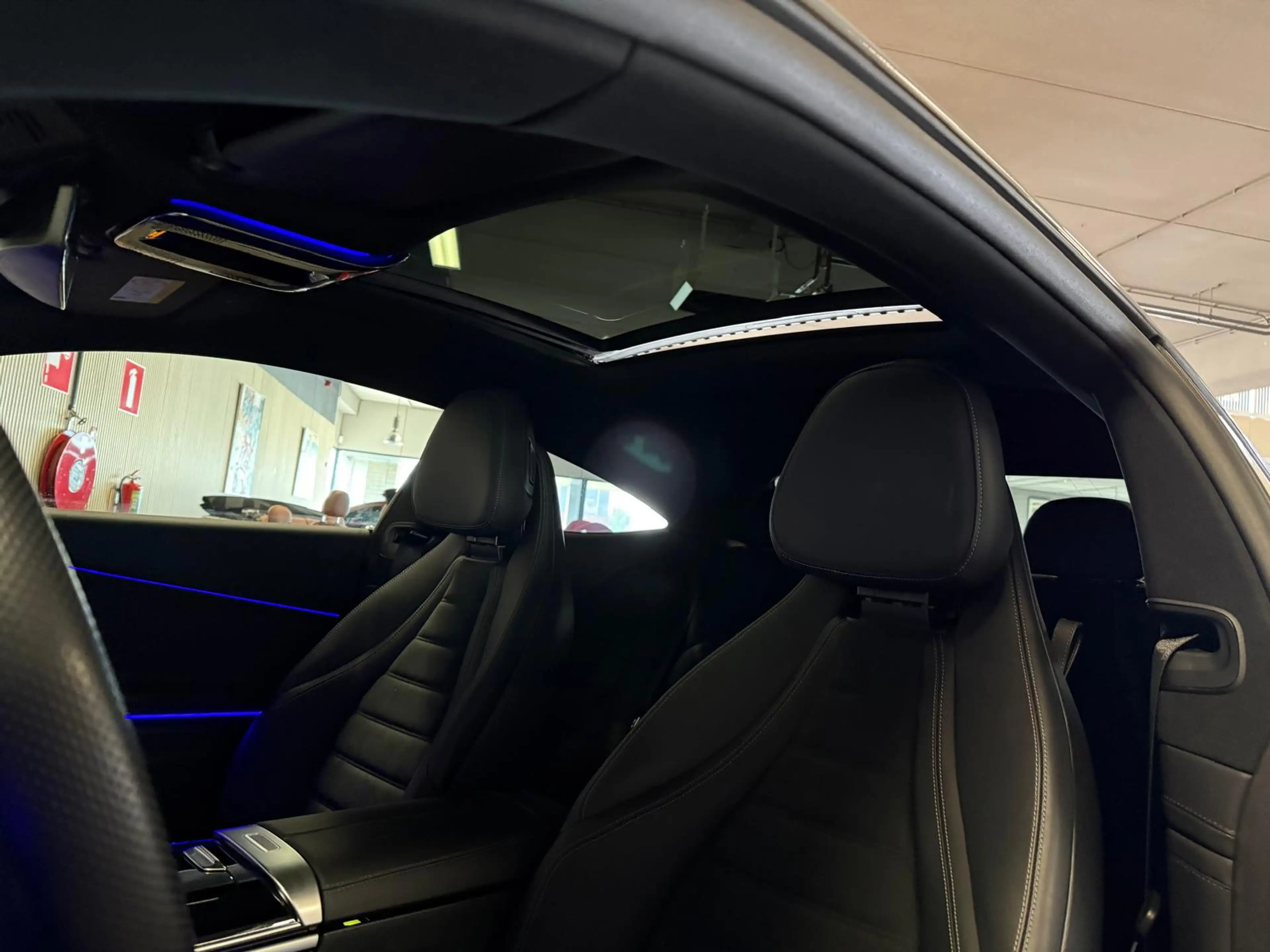 Mercedes-Benz CLE 300 Coupé 300e AMG STYLING-PANORAMA-NIGHT-MEMORY-ACC-1 — photo 14