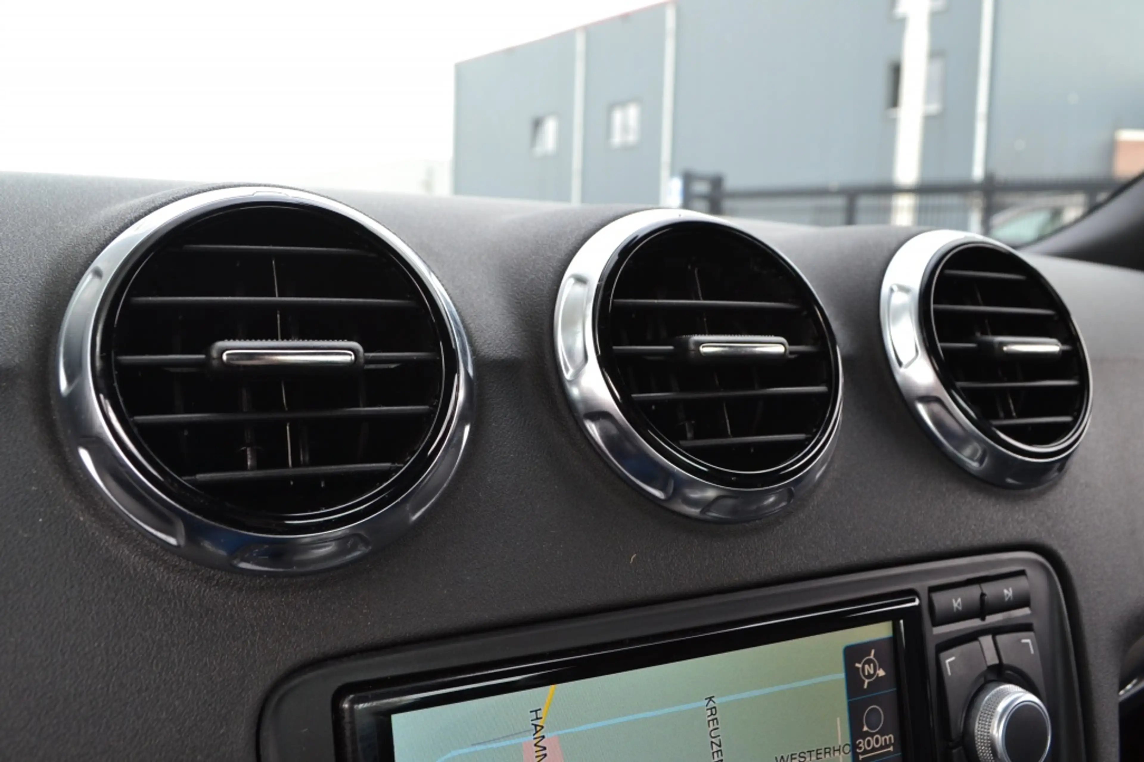 Audi TT 1.8 TFSI Pro Line Leer/Navi/Xenon/19'' — photo 36